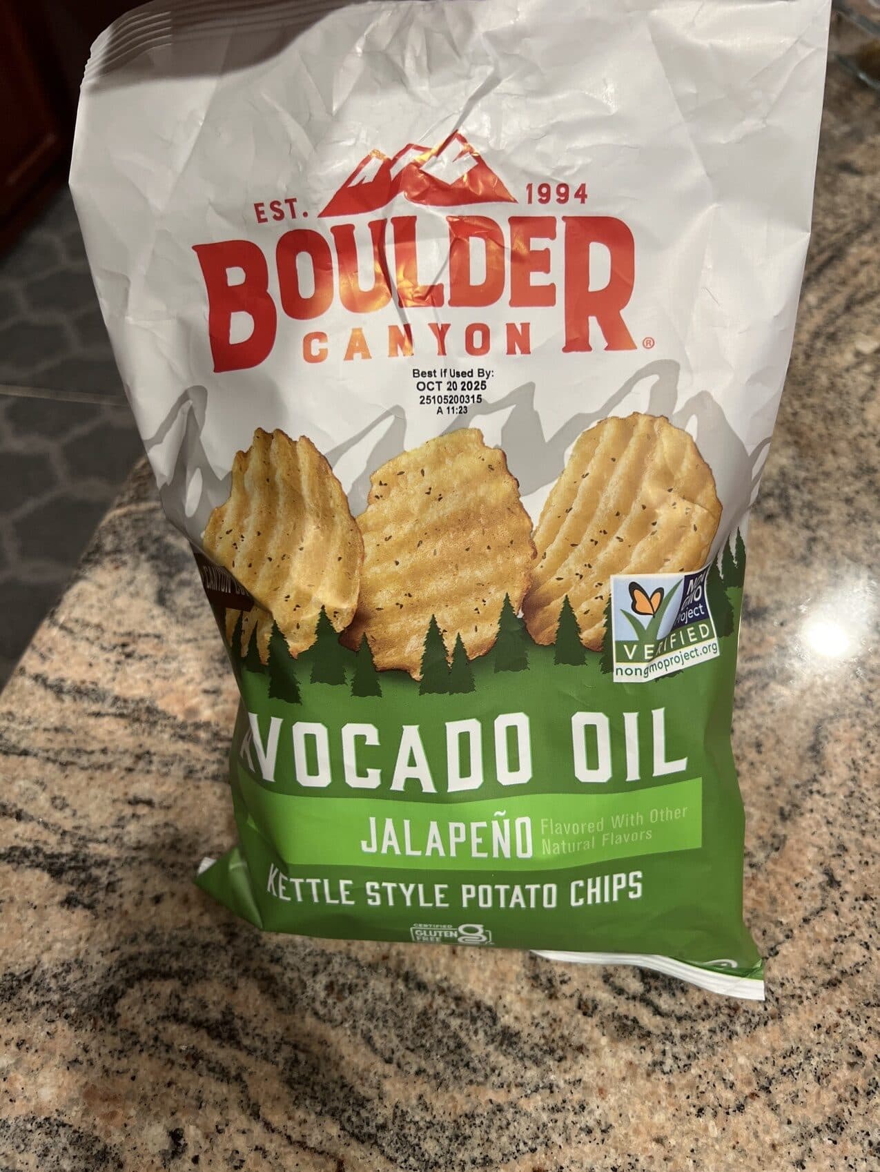 Boulder Canyon Avocado Oil Canyon Cut Jalapeno Chips packshot