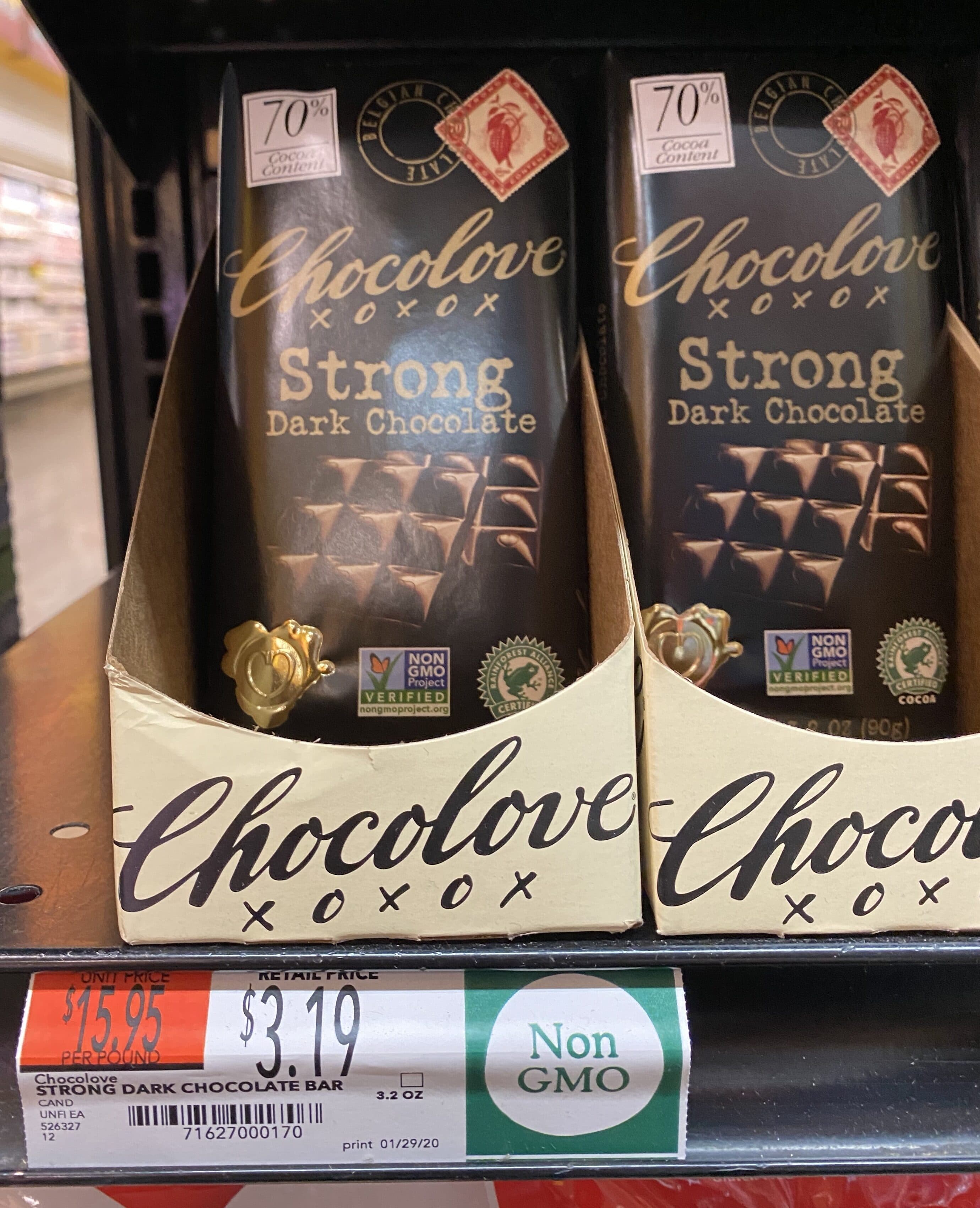 Chocolove Strong Dark Chocolate packshot
