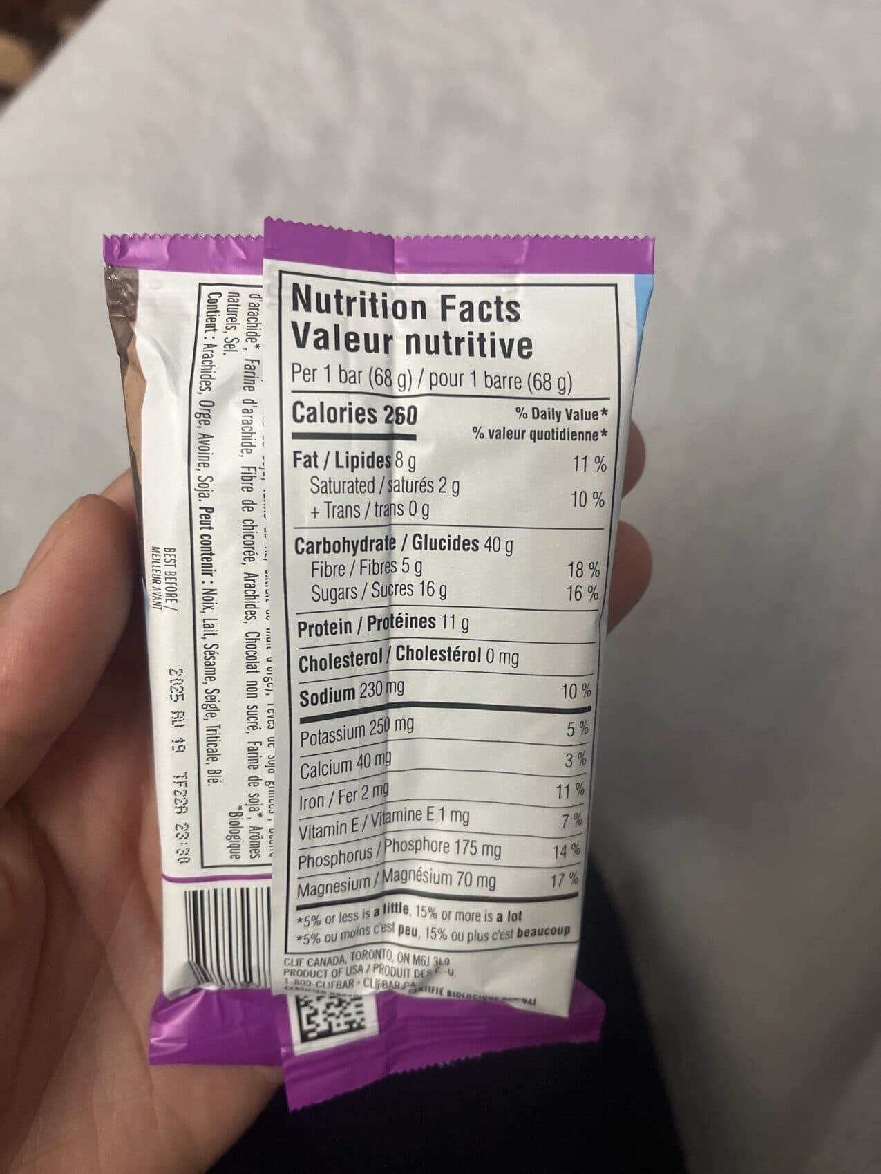 Clif Chocolate chip peanut crunch packshot