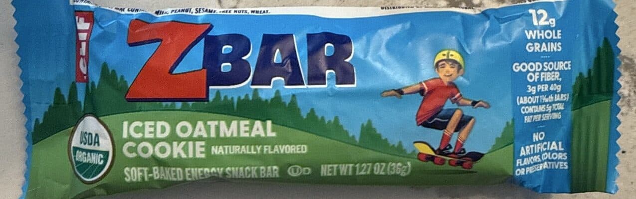 CLIF Z BAR ICED OATMEAL COOKIE SOFT BAKED ENERGY SNACK BAR packshot