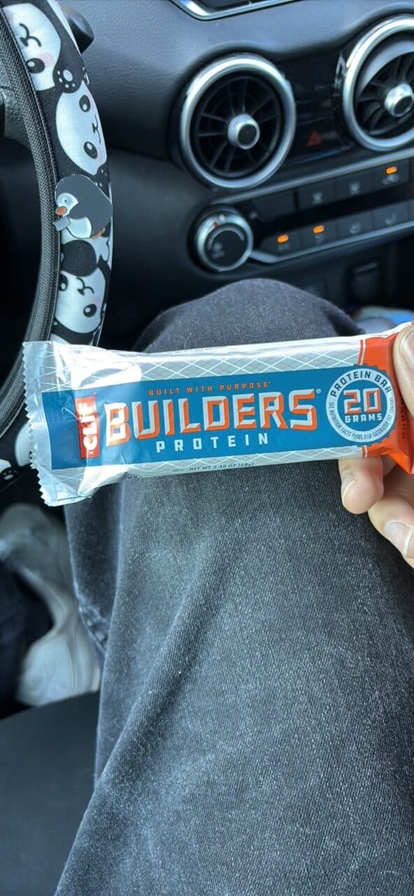 Clif BUILDERS PROTEIN packshot