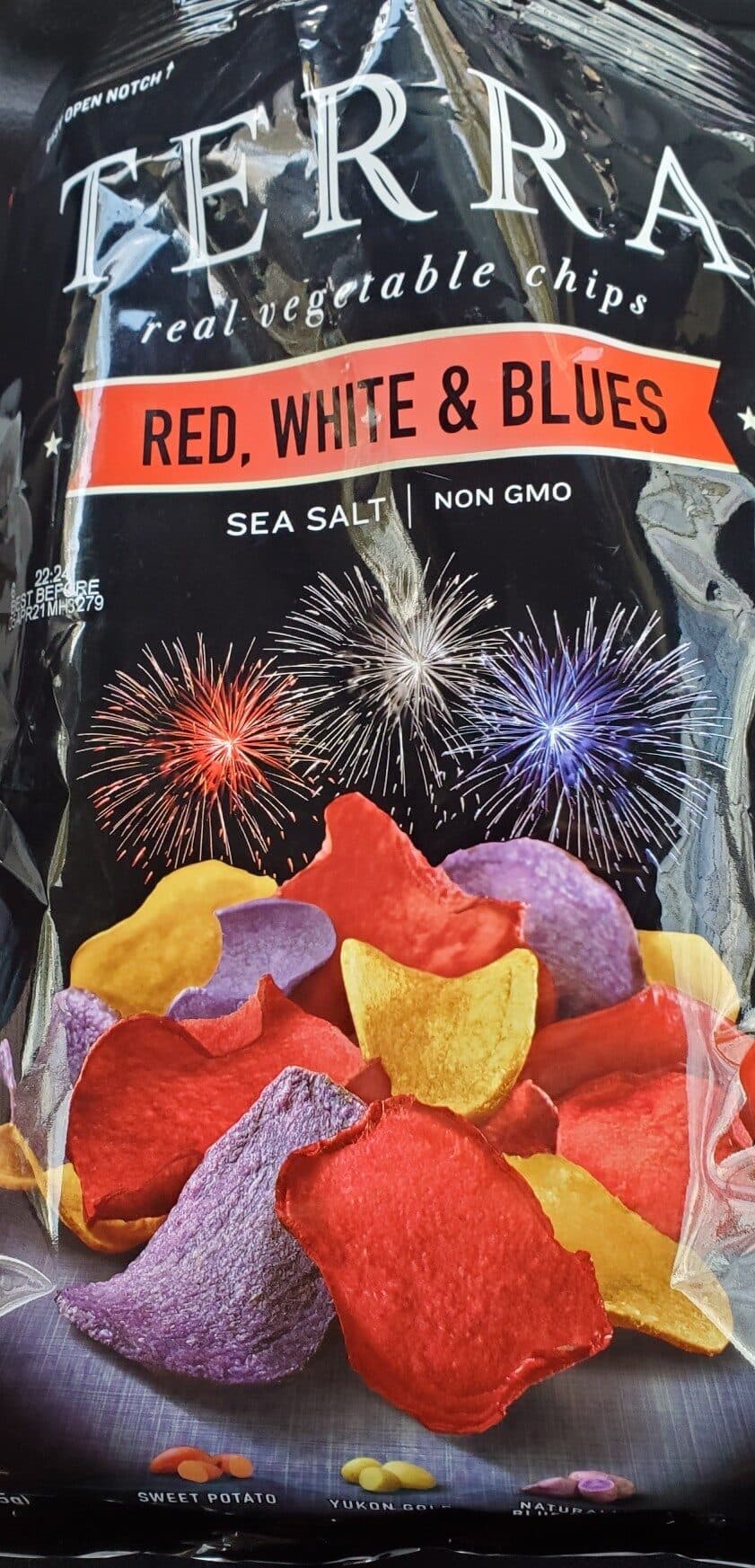 Terra Red, White, & Blues With Sea Salt Vegetable Chips packshot