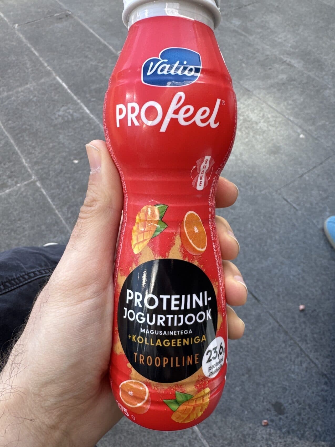 Valio Proteiinijogurtijook Troopiline packshot