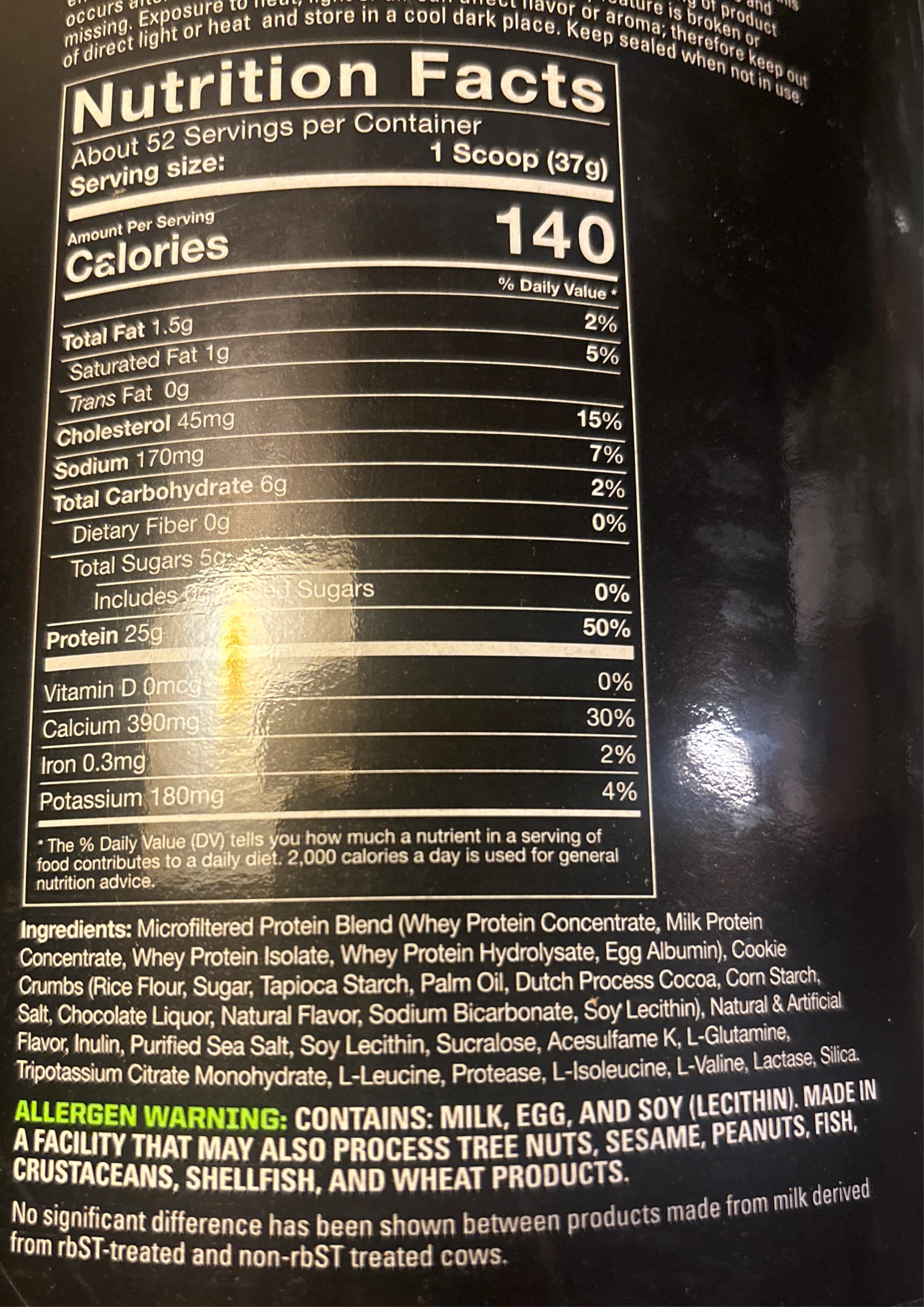 Muscle Pharm Combat Protein Shake Cookies & Cream packshot