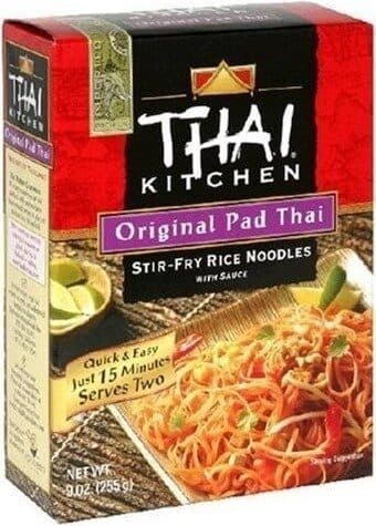 THAI KITCHEN pad thai noodle kit packshot