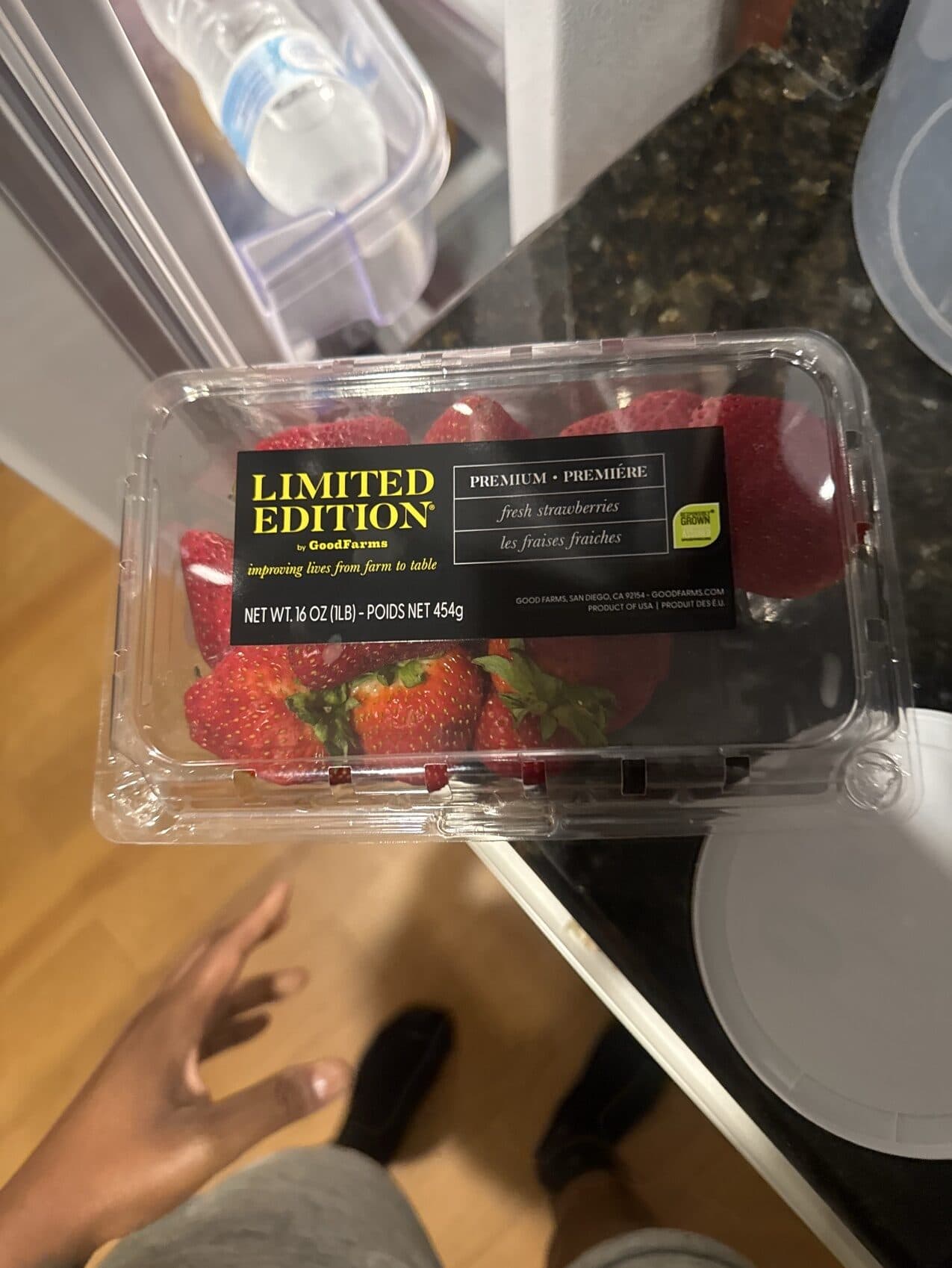 good farms Strawberries packshot
