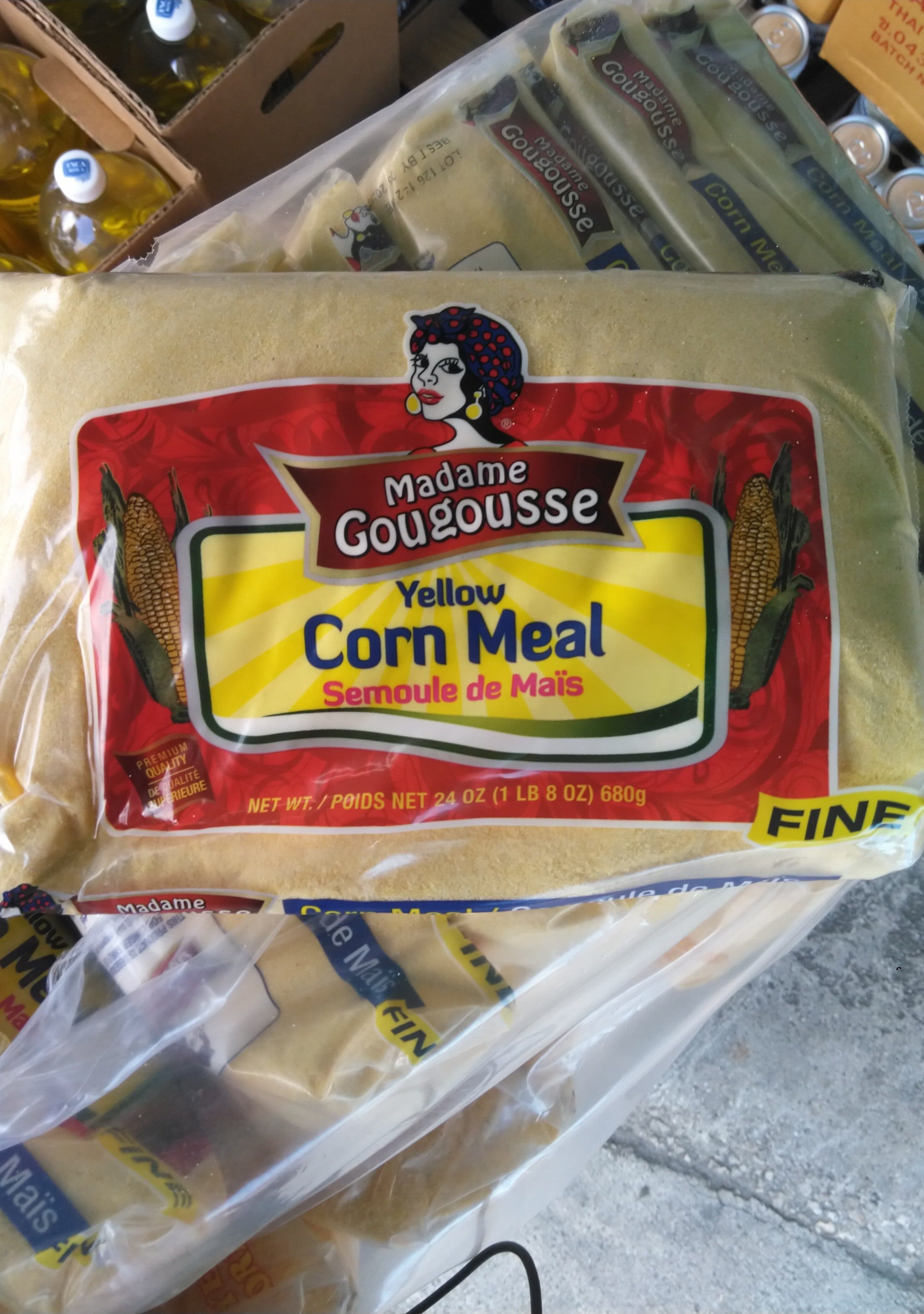 Madame Gougousse Foods Corp. Yellow Corn Meal (cajas) packshot