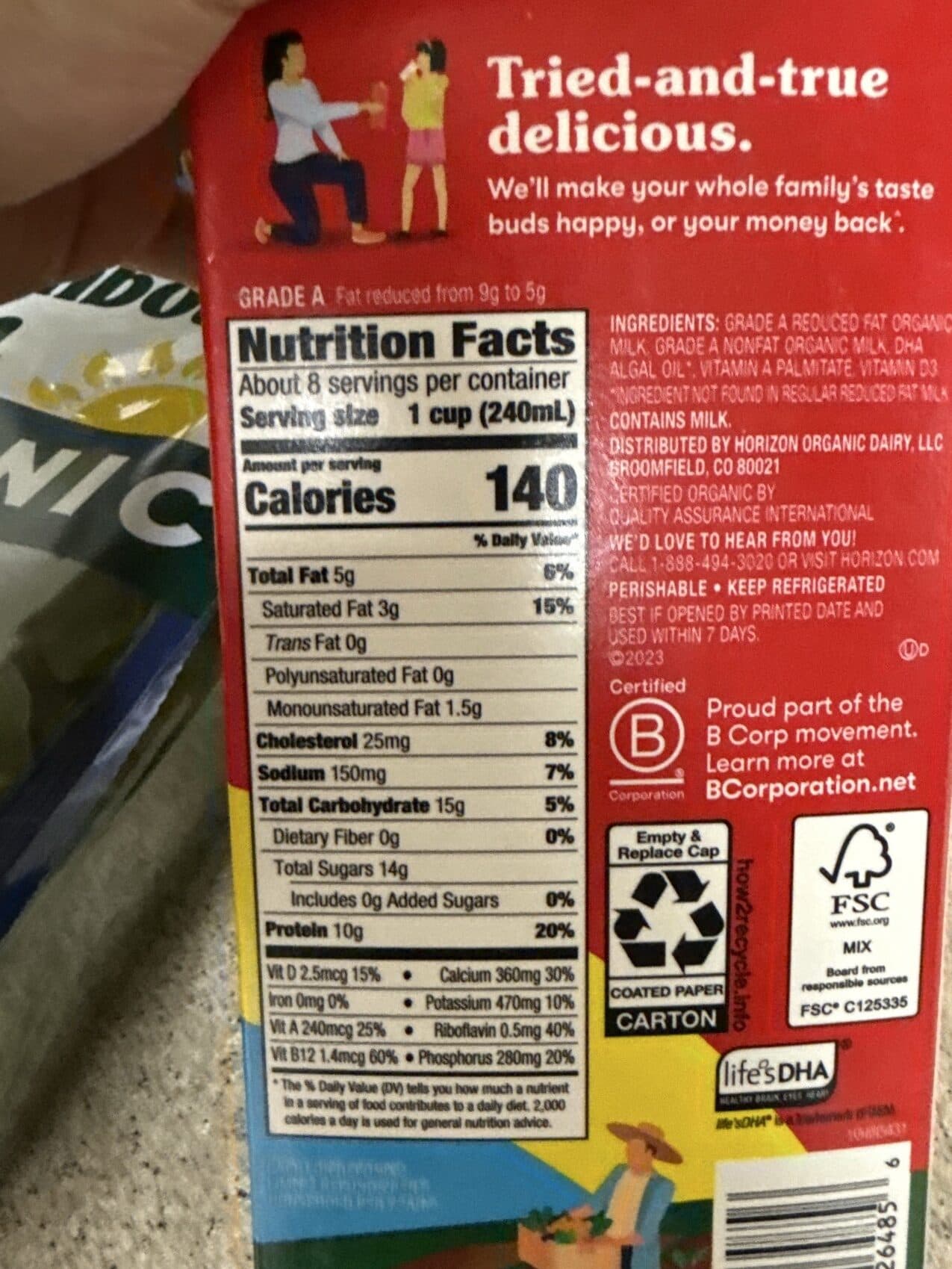Horizon Organic Organic reduced fat milk packshot