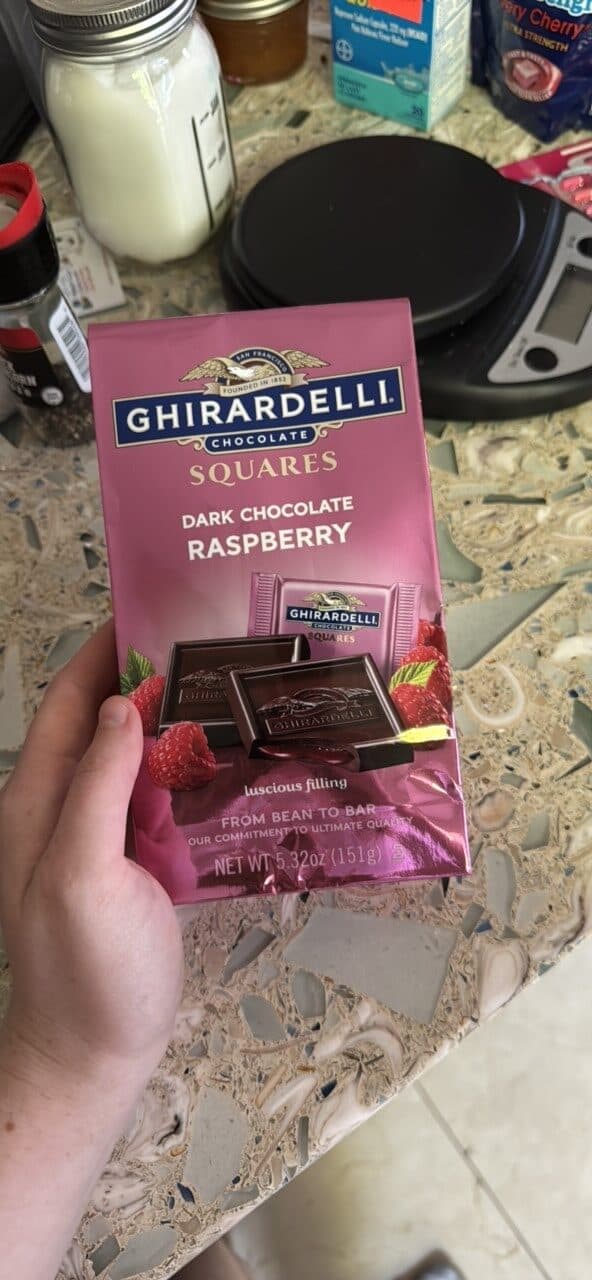 Ghirardelli Dark Chocolate Raspberry packshot