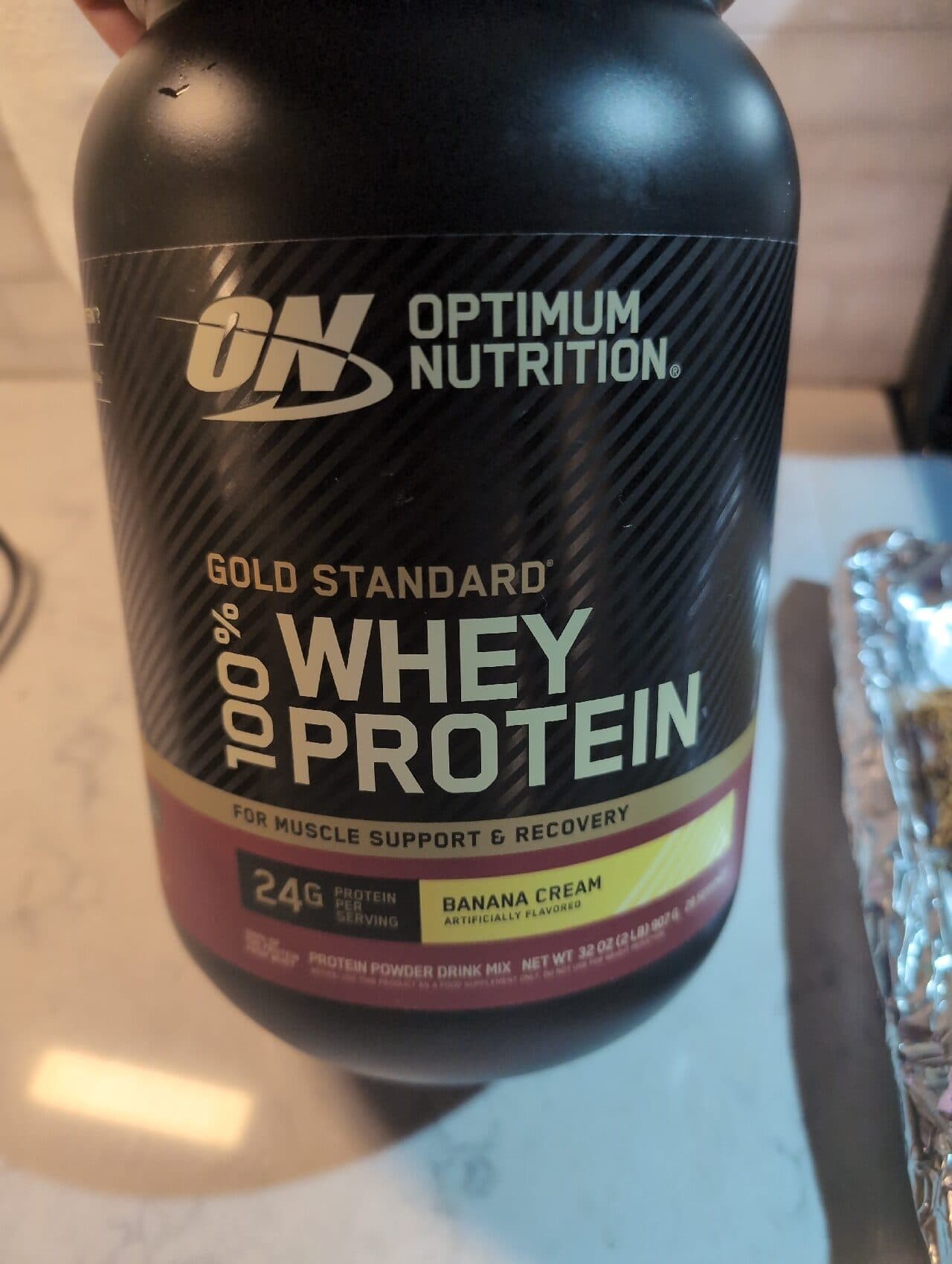 Optimum Nutrition 100% Whey Gold Standard 2 LBS (908G) packshot