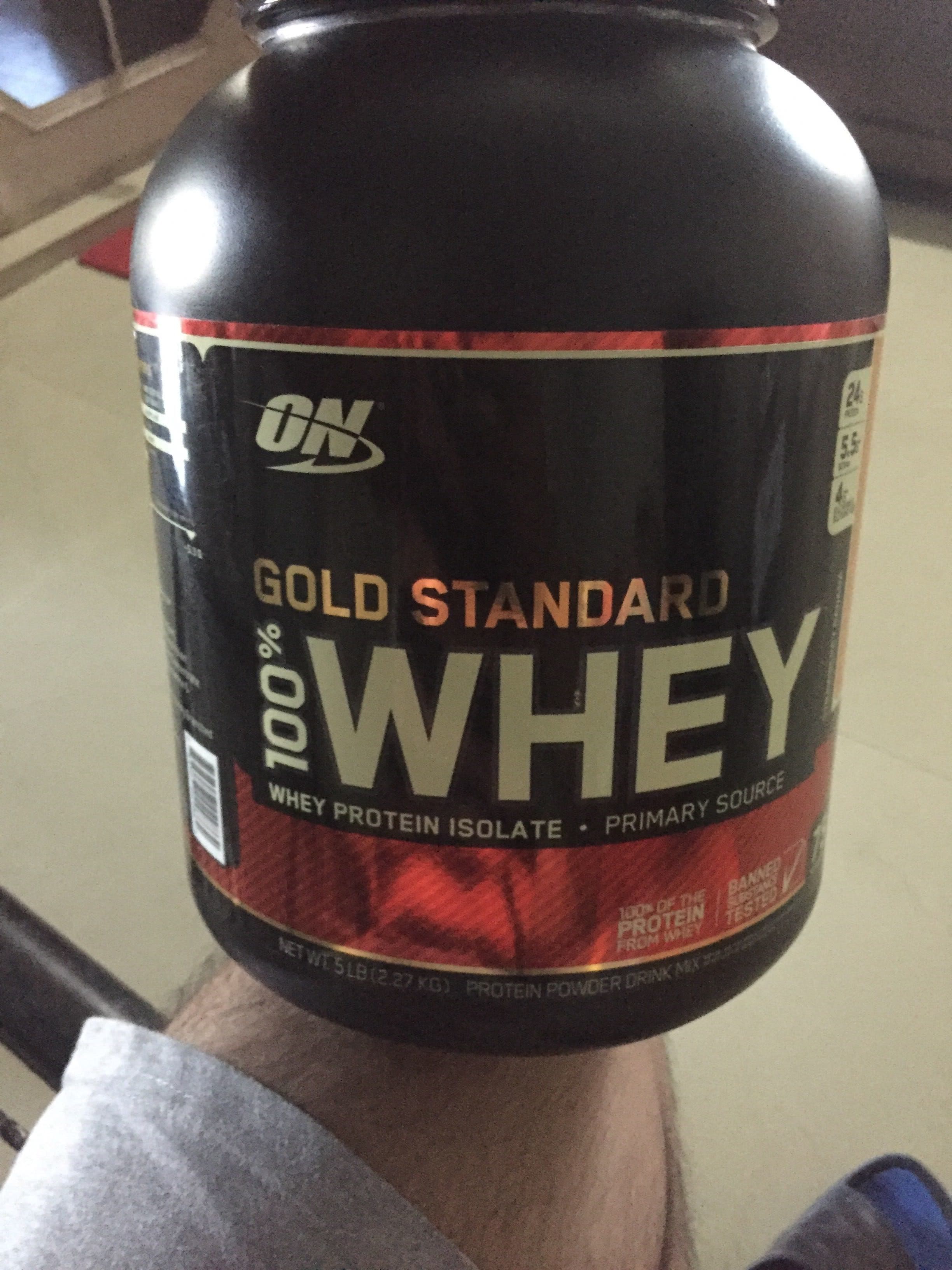 on on gold standard 100% whey protein isolate packshot
