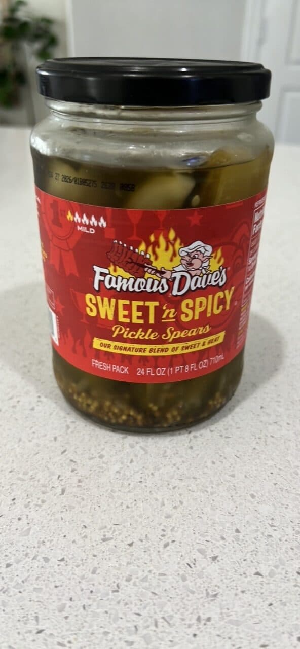 Famous Dave's Sweet 'n Spicy Pickle Spears packshot