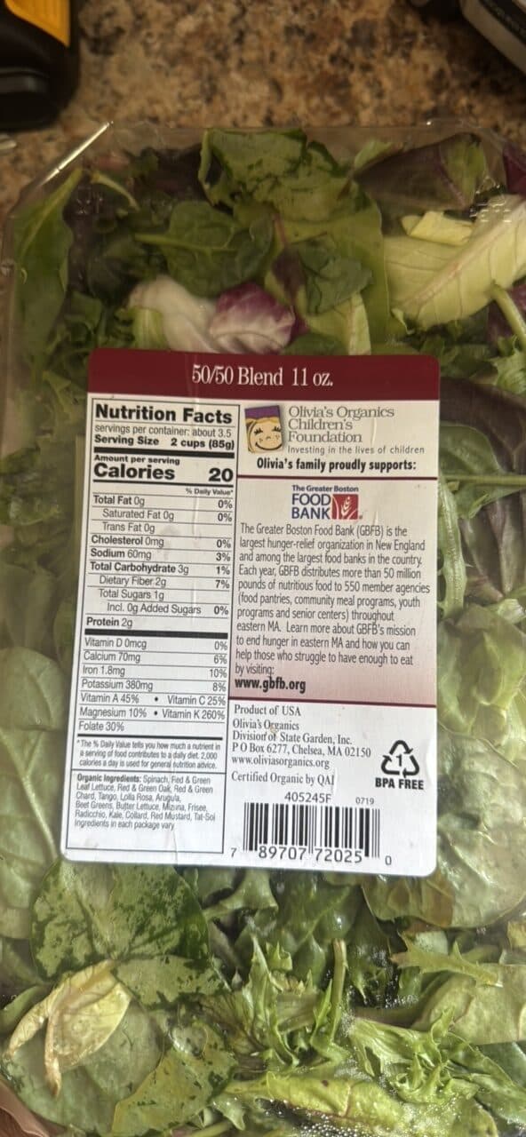 Olivia's Organics 50/50 Blend Baby Spinach / Spring Mix packshot