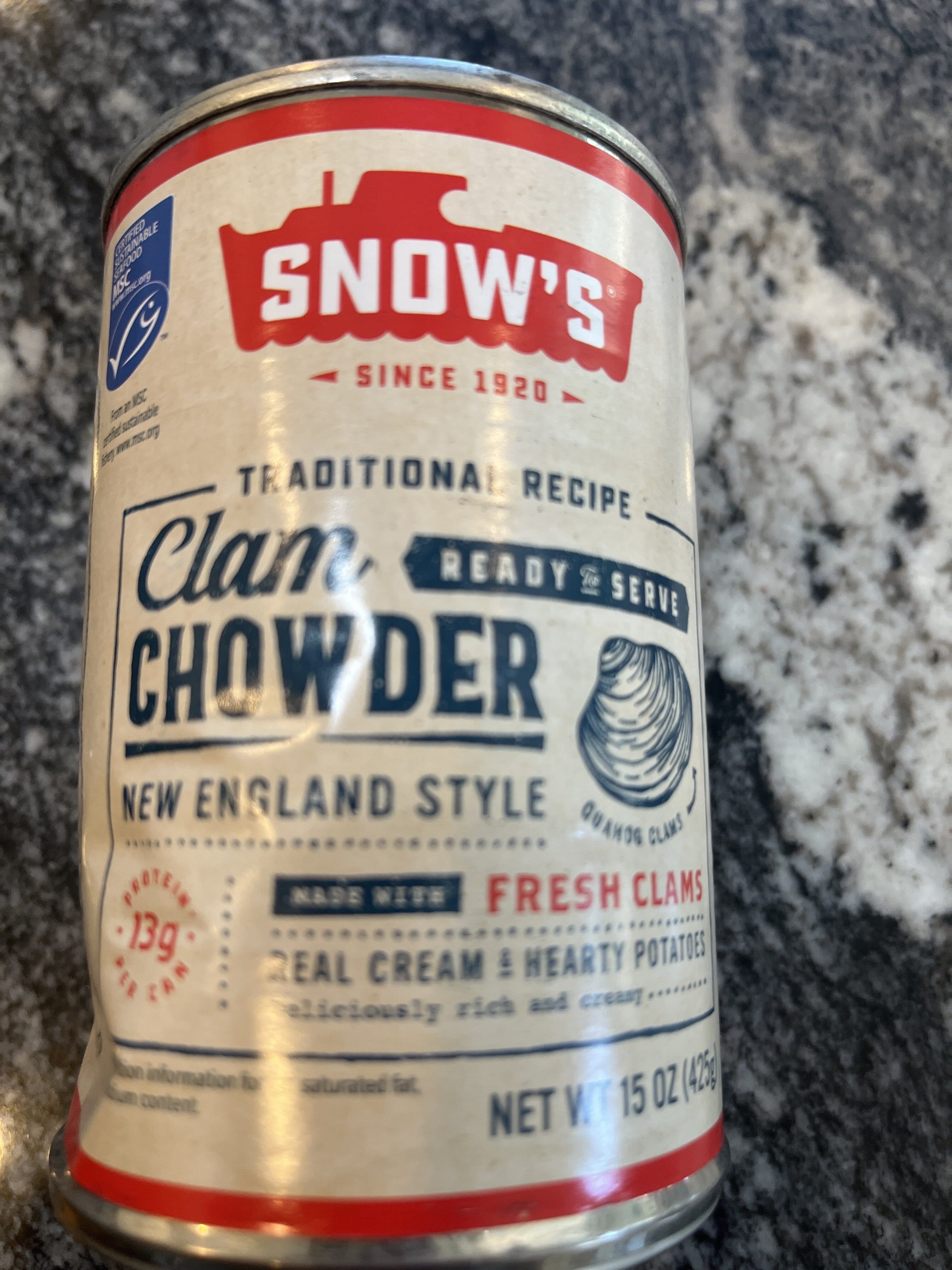 Bumble Bee Bumble bee, snow's, clam chowder packshot