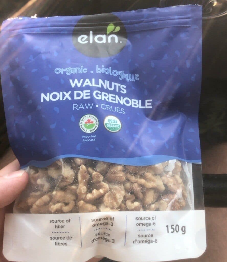 Elan Walnuts packshot