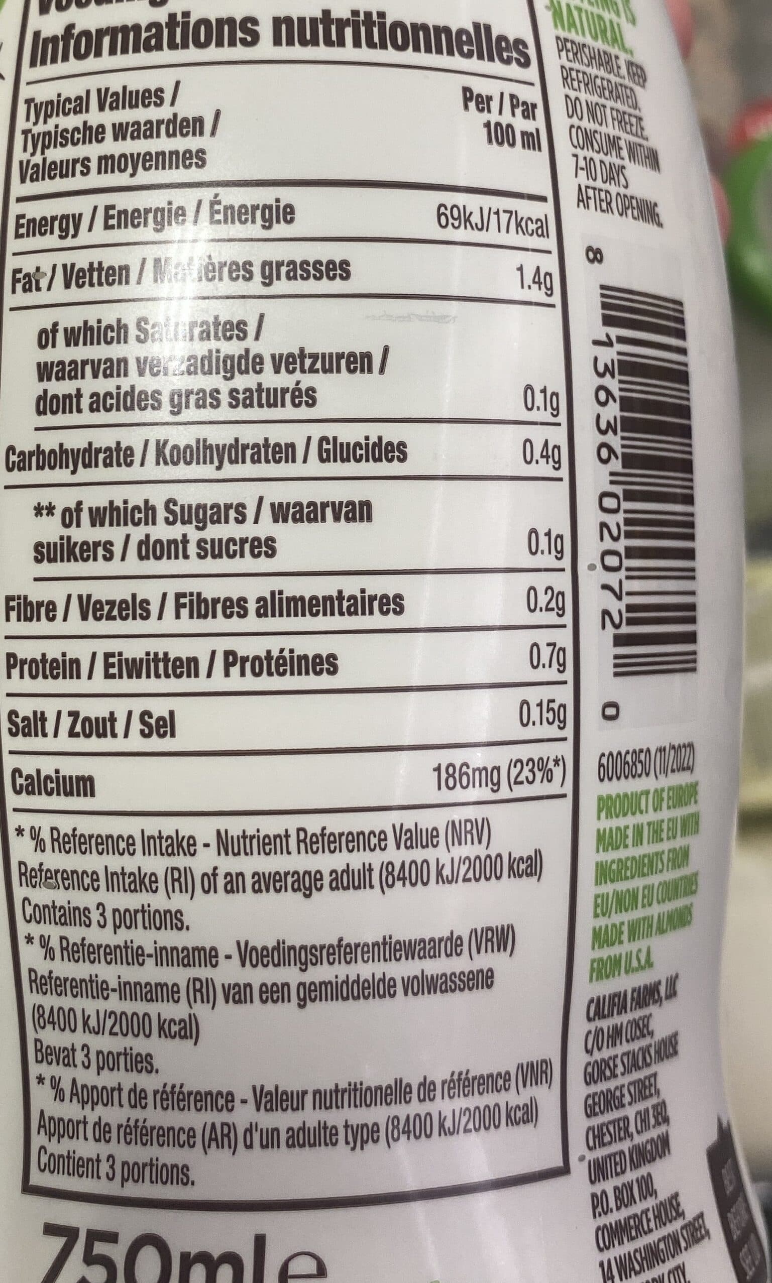 Califia Farms Unsweetened Almond Drink packshot