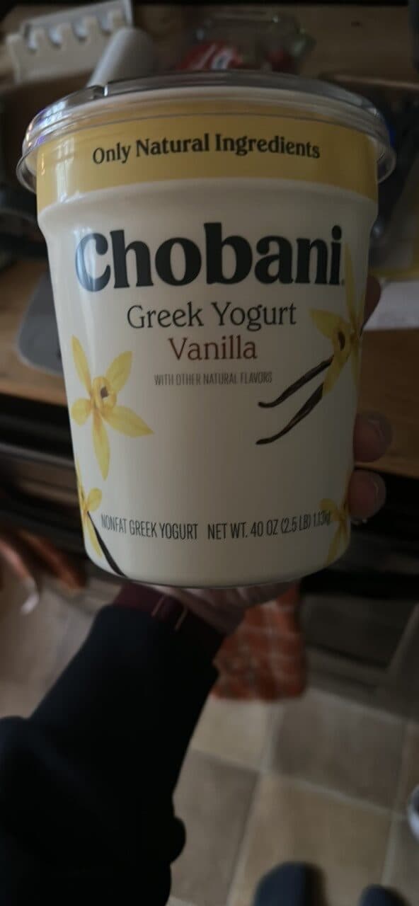Chobani Greek Yogurt Vanilla packshot