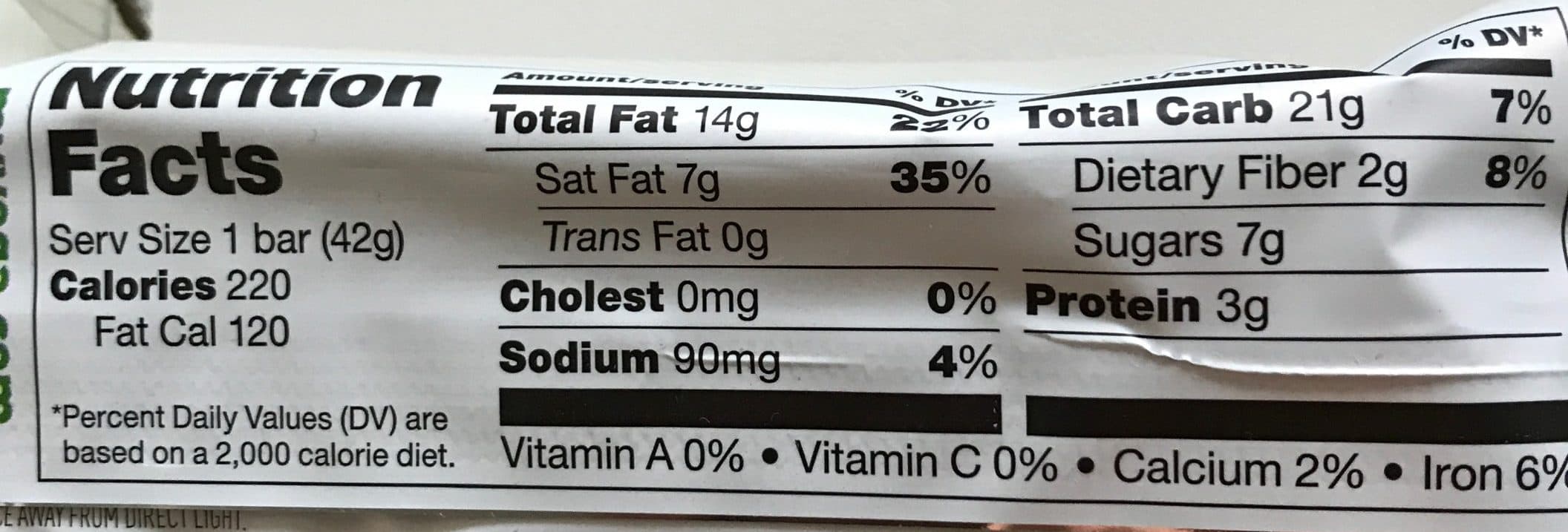 Vega Vega, snack bar, coconut cashew packshot