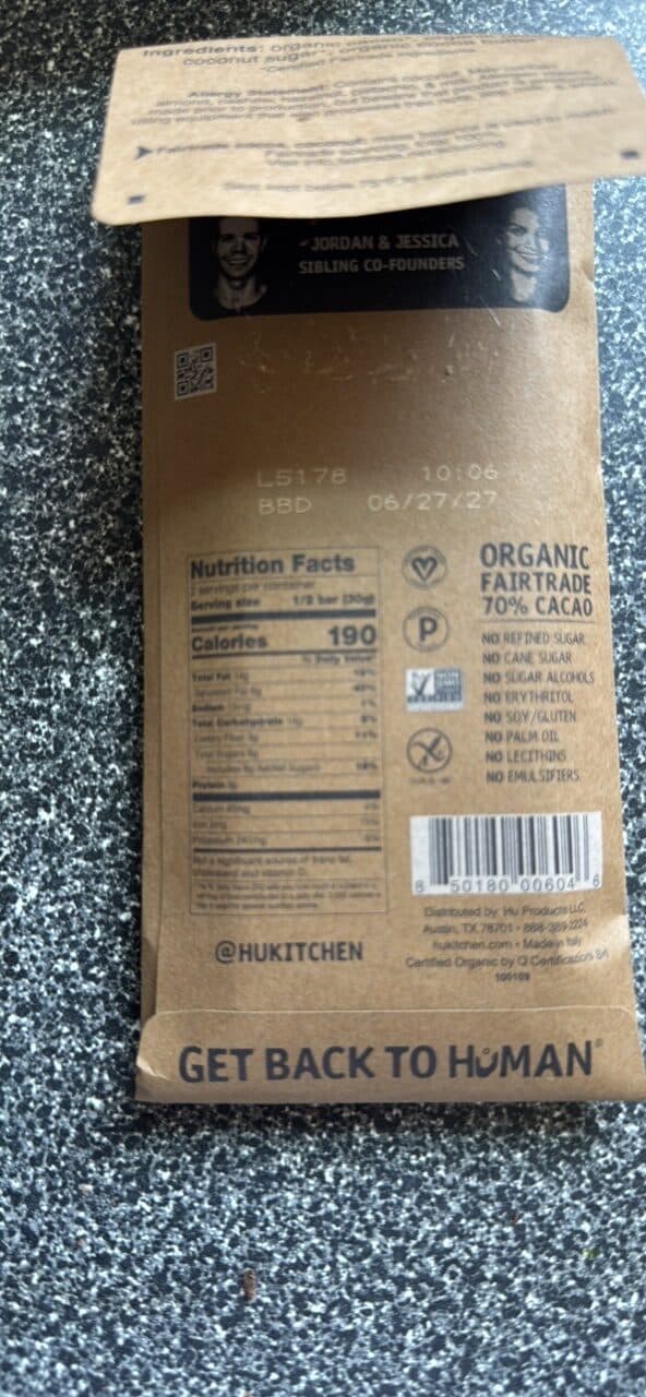 Hu SIMPLE DARK CHOCOLATE packshot