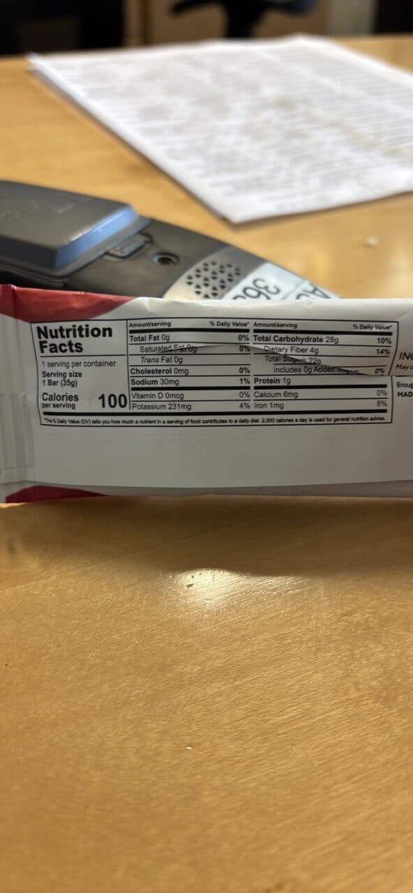 That's it! That's it! 1 Apple + 1 Banana Fruit Bar packshot
