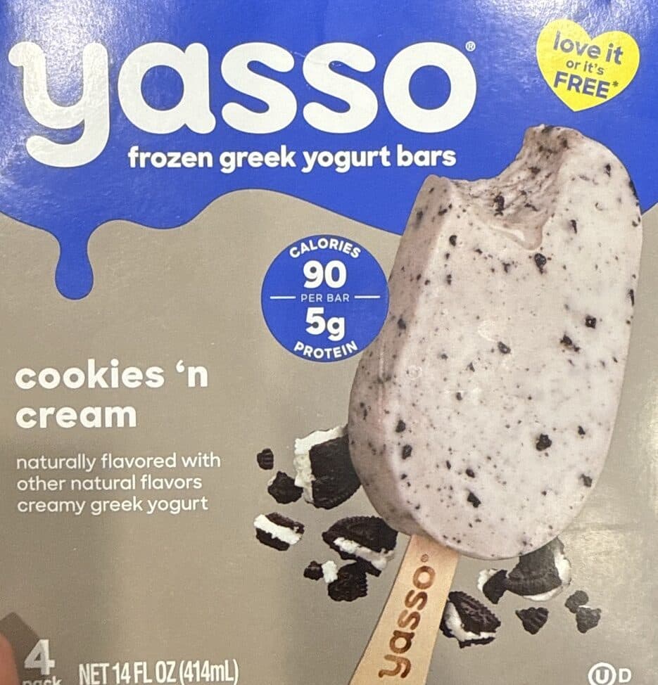 yasso cookies ‘n cream frozen greek yogurt bars packshot