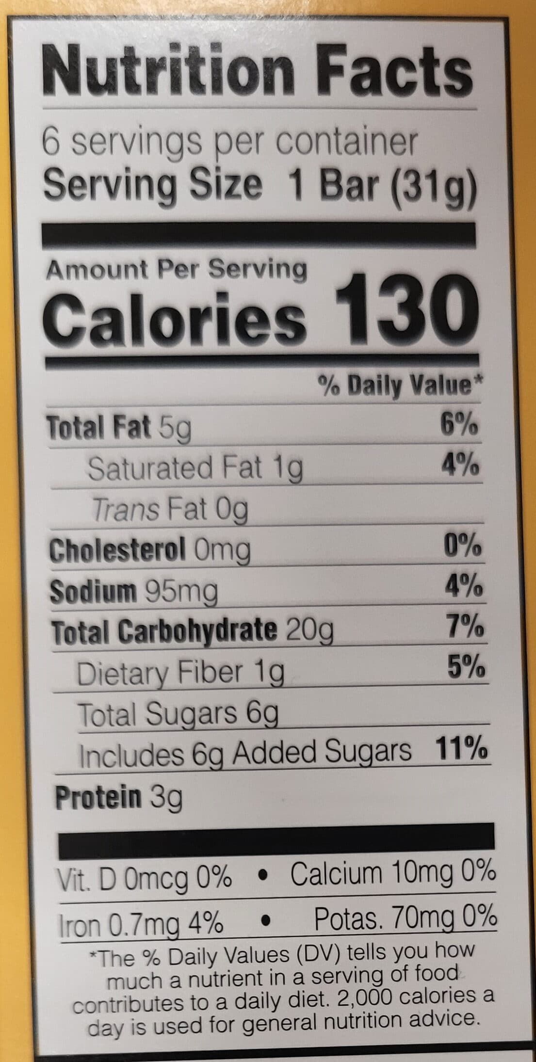 Junkless Junkless Peanut Butter Chocolate Chip Chewy Granola Bars packshot