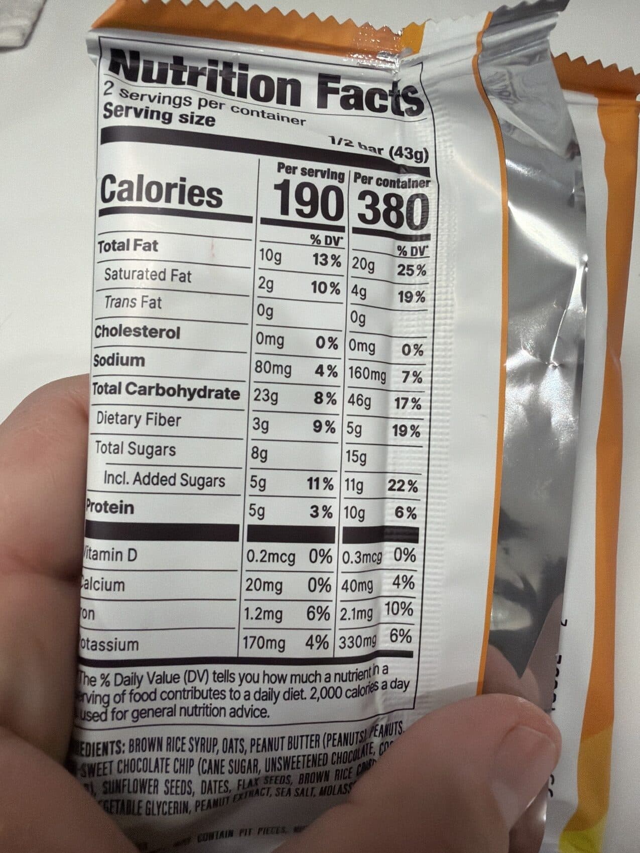 Pro Bar Meal Bar Peanut Butter Chocolate Chip packshot