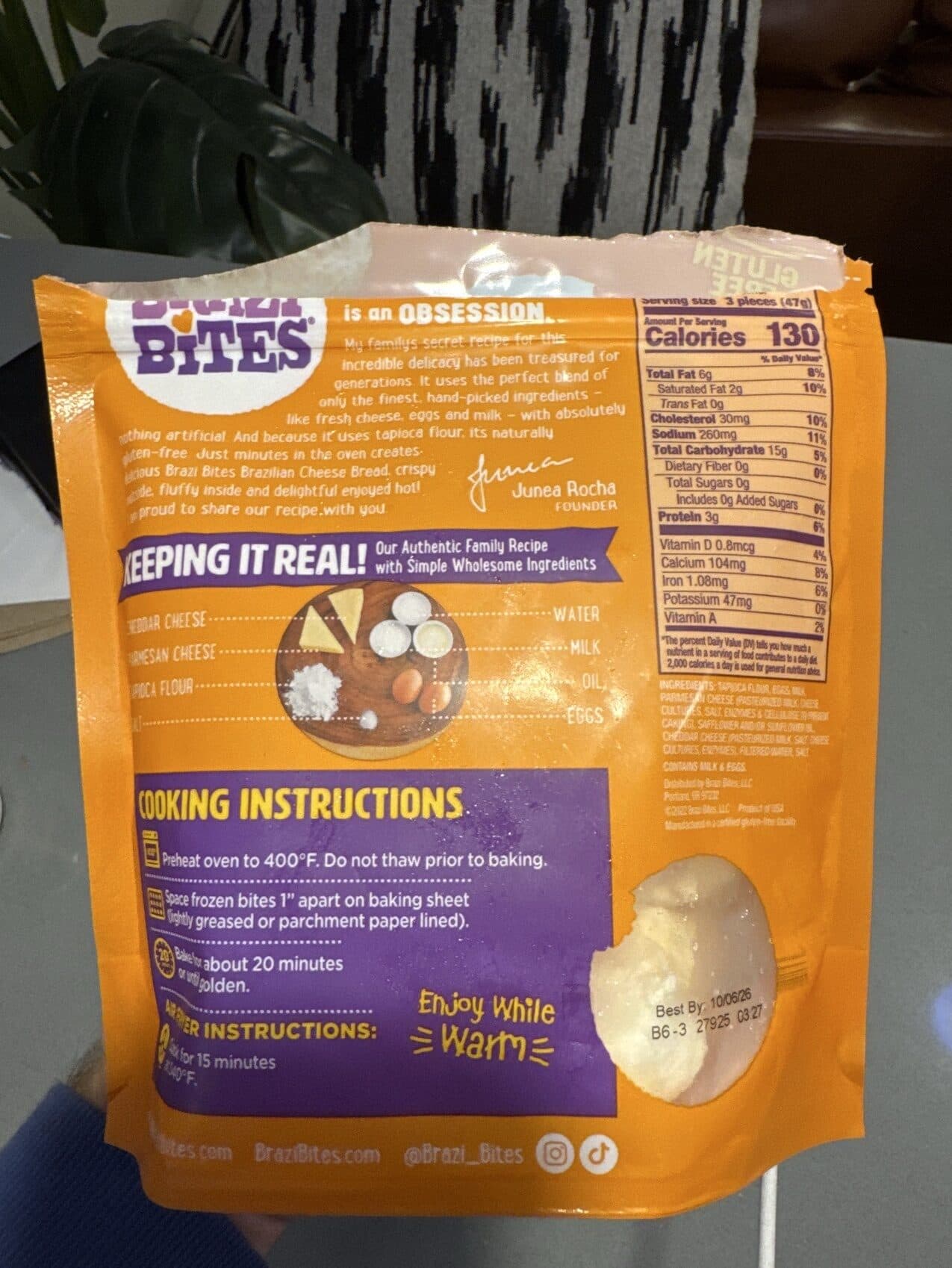 Brazi Bites Brazilian Cheese Bread Cheddar & Parmesan packshot