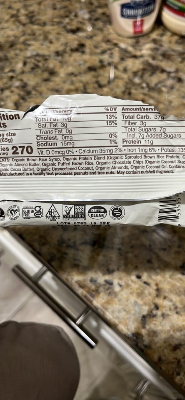 gomacro MACROBAR everlasting joy coconut + almond butter + chocolate chips packshot