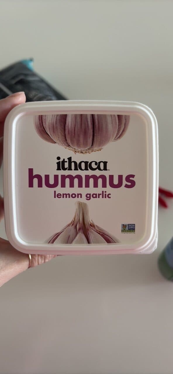 ithaca hummus lemon garlic packshot