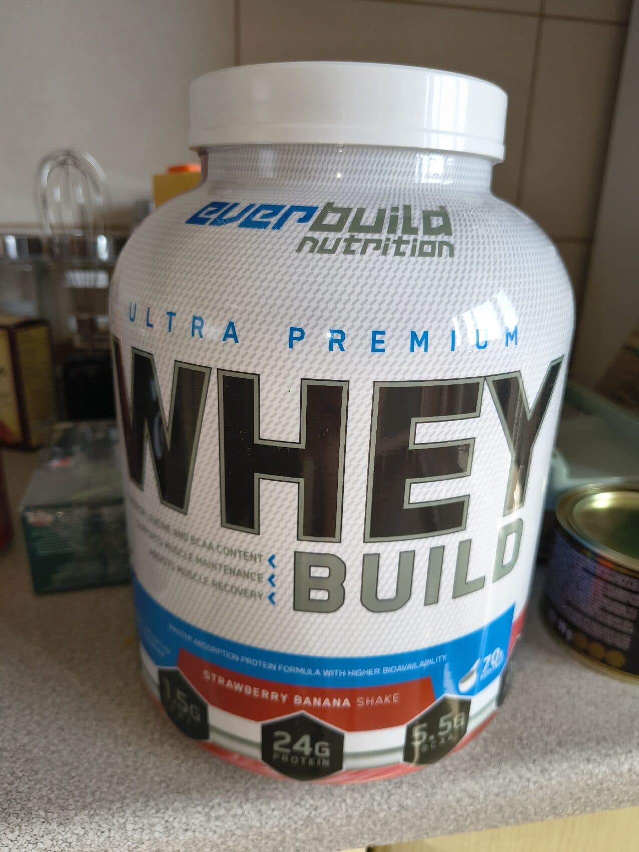Ever build Nutrition Whey Protein Powder packshot