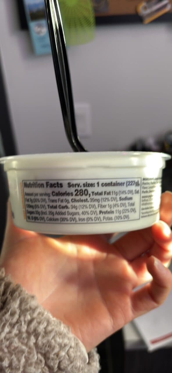 noosa peach yogurt packshot