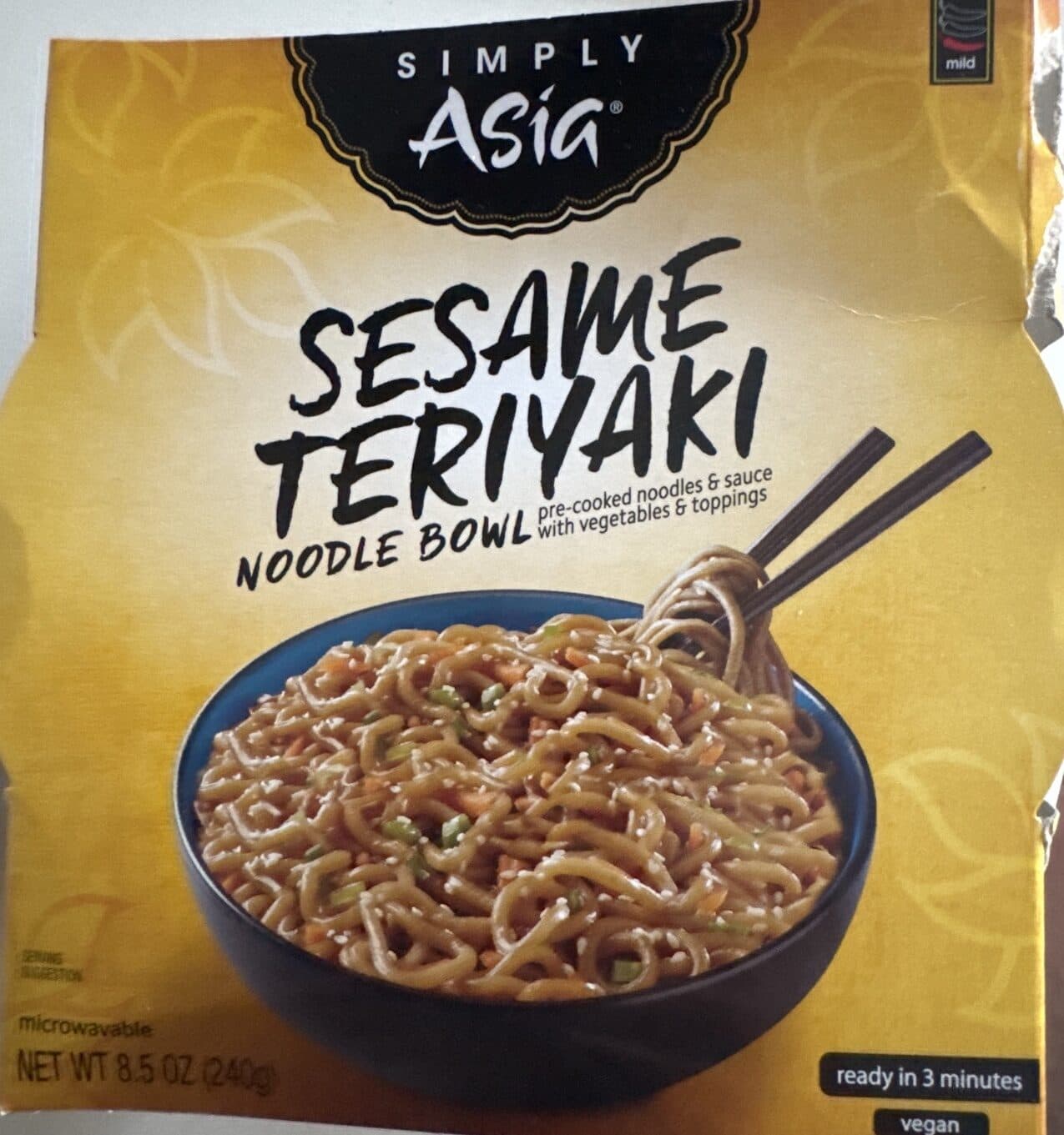 Simply Asia Sesame teriyaki noodle bowl packshot