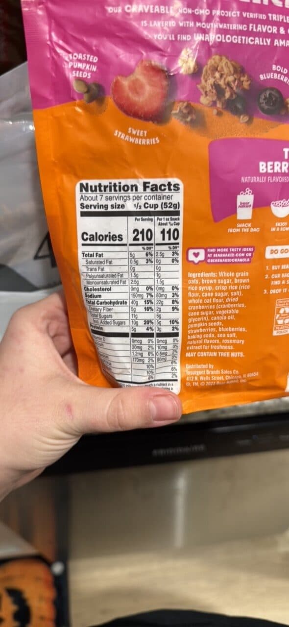 Bear Naked Triple Berry Crunch Granola packshot