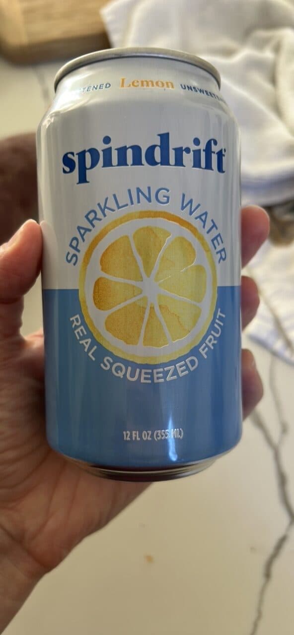 spindrift Sparkling Water packshot