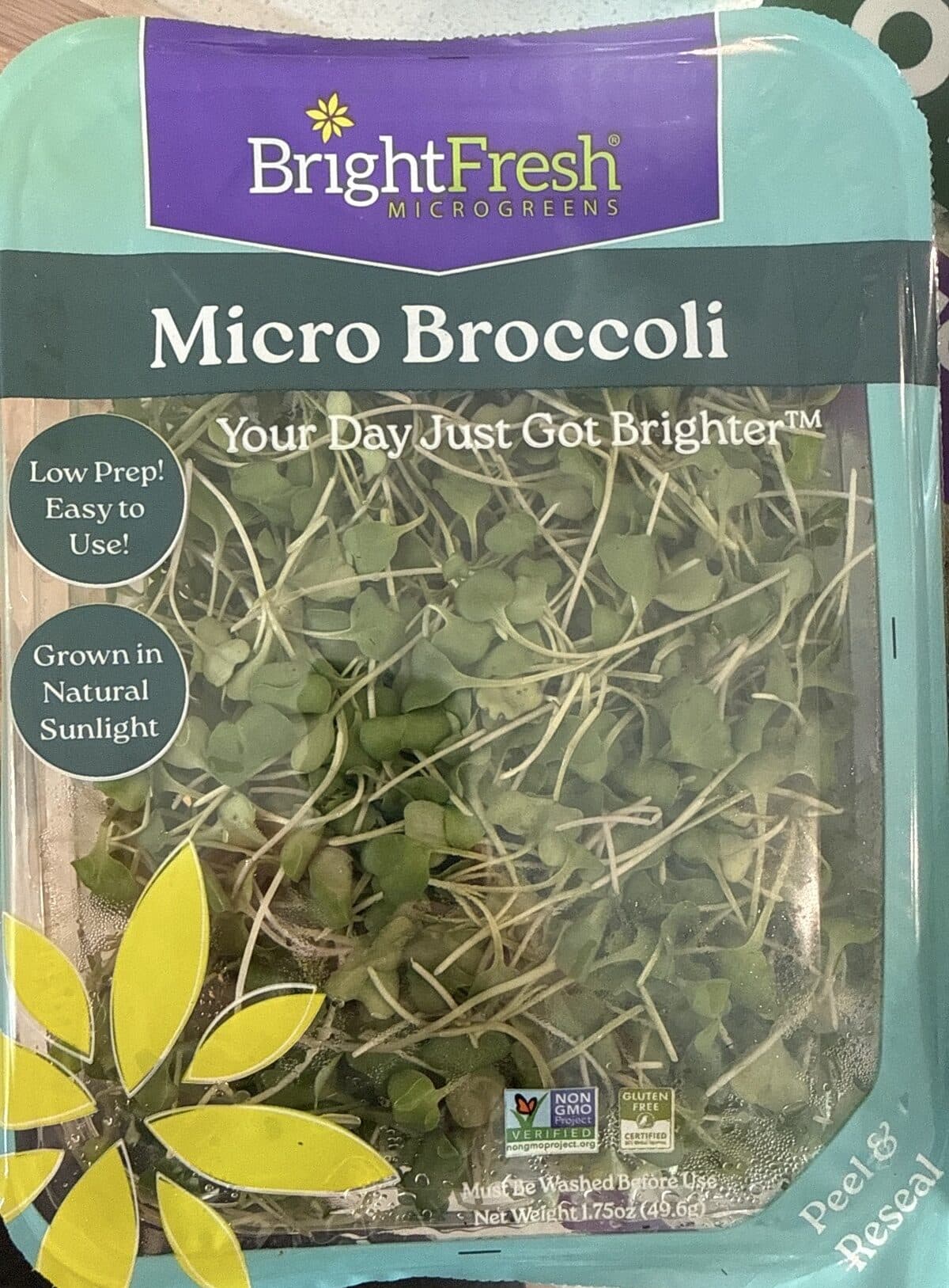 Bright Fresh Micro Broccoli packshot