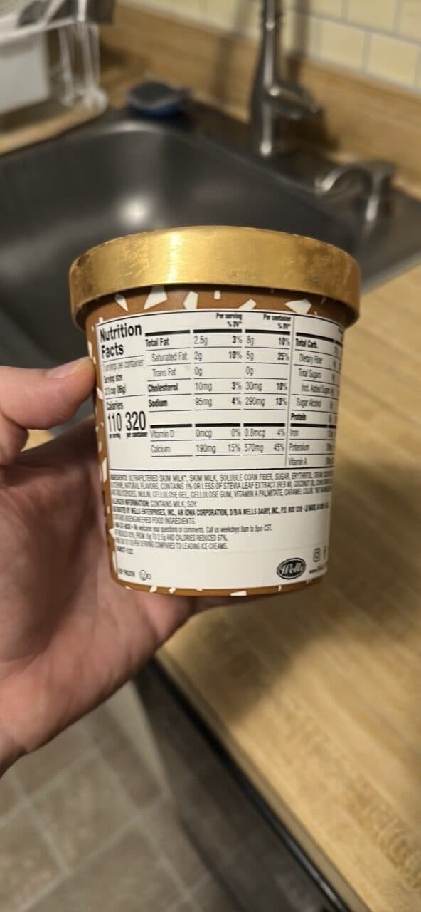 Halo Top Light Ice Cream Chocolate Mocha Chip packshot