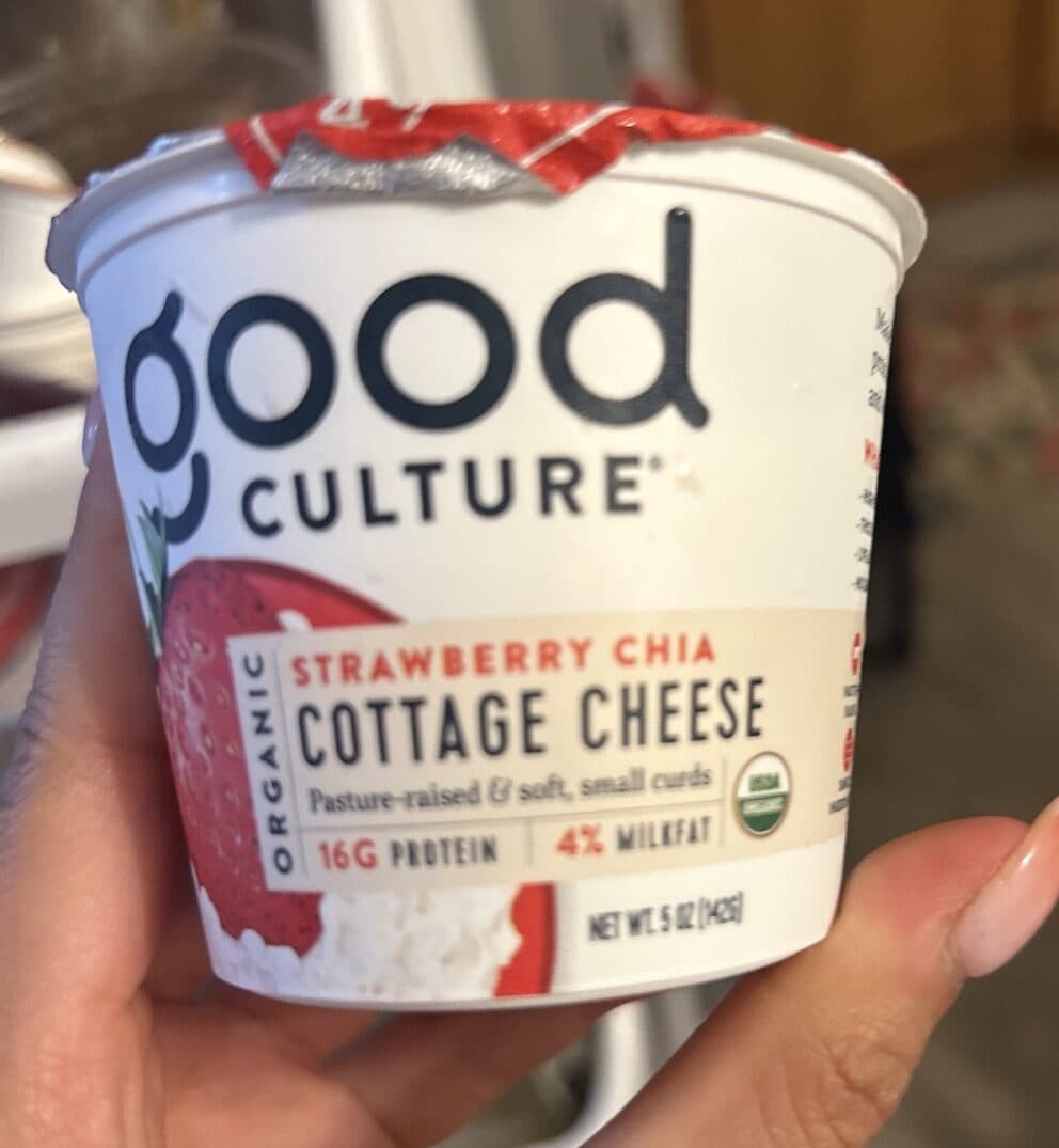 good CULTURE Strawberry Chia Cottage Cheese packshot