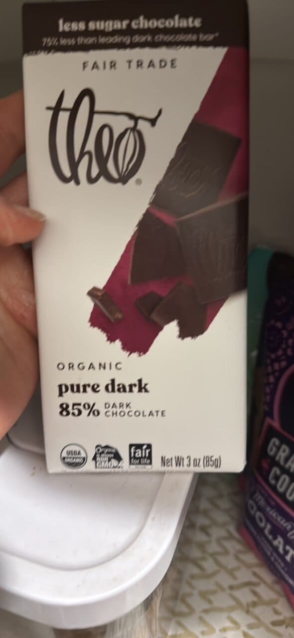 theo pure dark 85% dark chocolate packshot