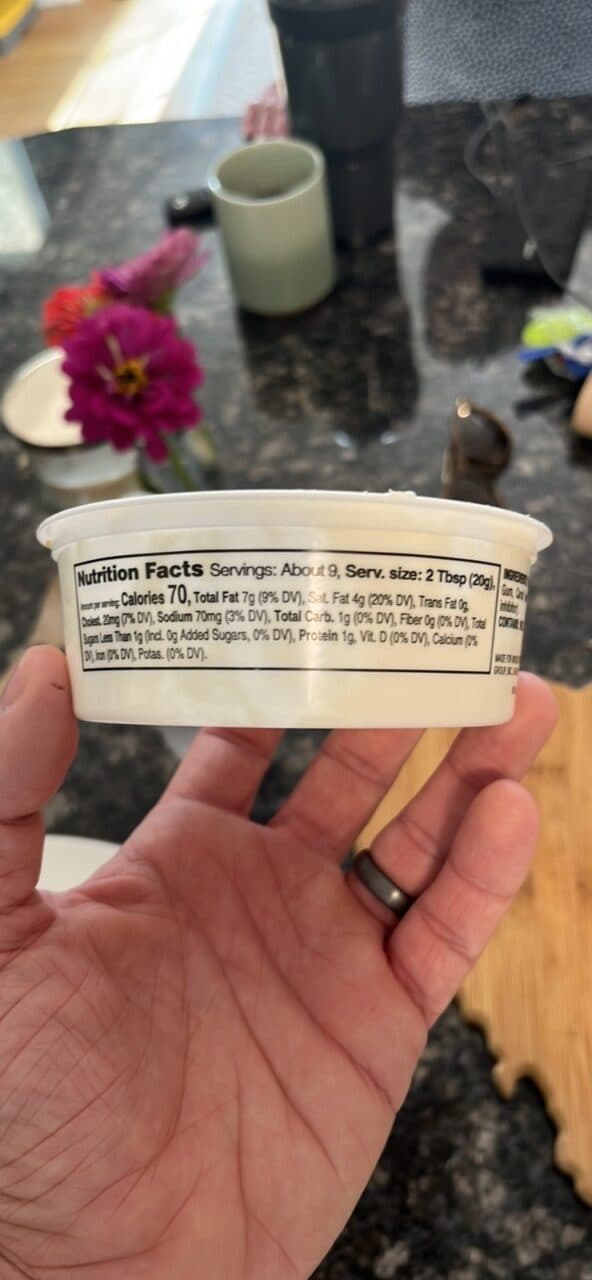 Einstein Bros Bagels Plain Whipped Cream Cheese Spread packshot