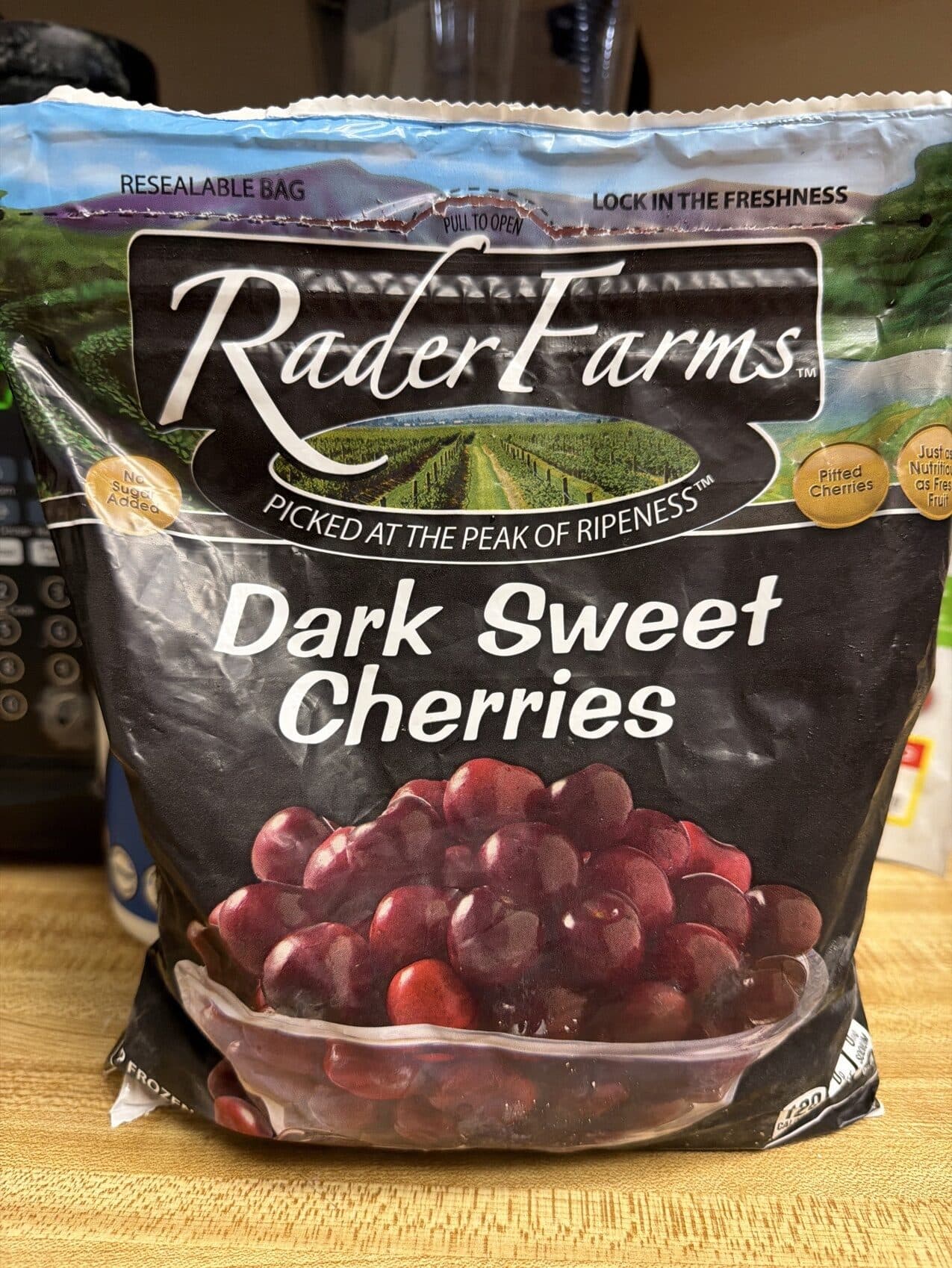 Inventure Foods Inc. Dark Sweet Cherries packshot