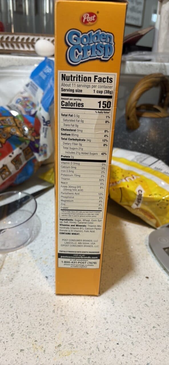 Post Golden Crisp Sweetened Puffed Wheat Cereal packshot
