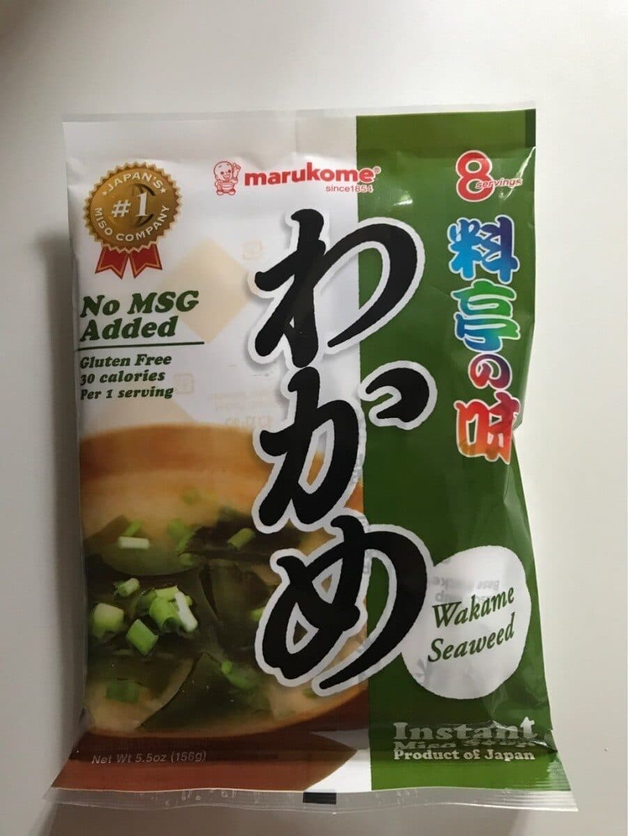 Marukome Miso Soup X8 - Wakame, Green Oinion & Wheat Gluten Cake packshot