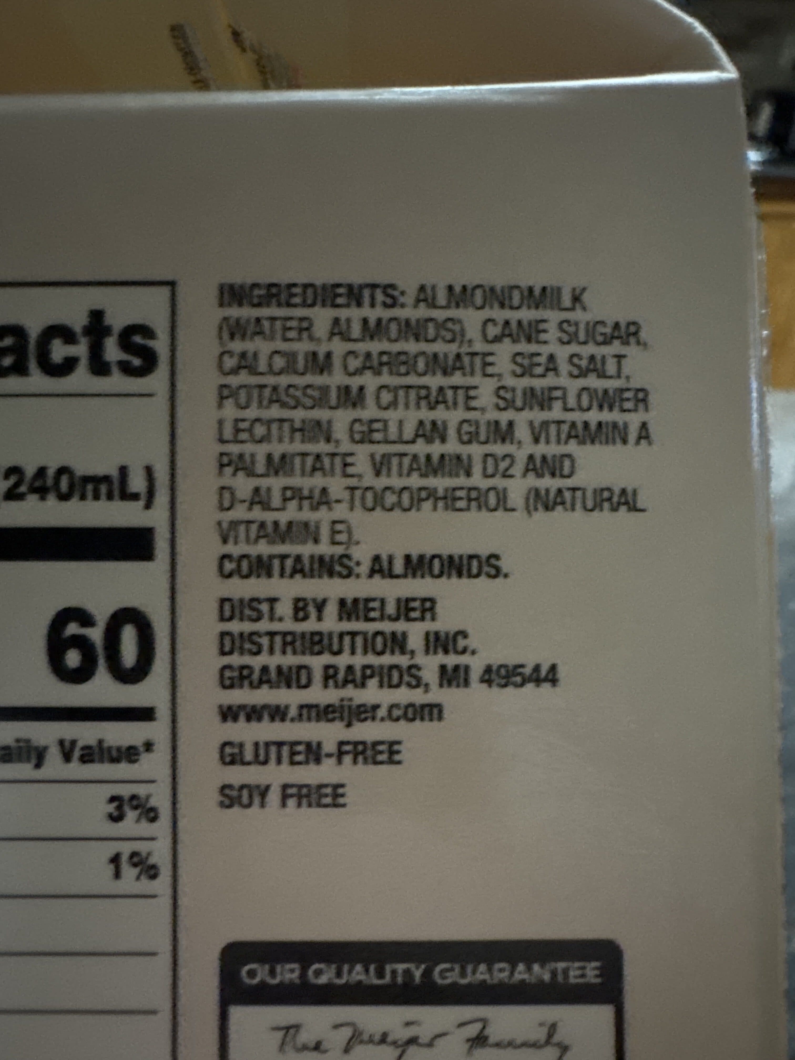 Meijer Almondmilk, Original packshot