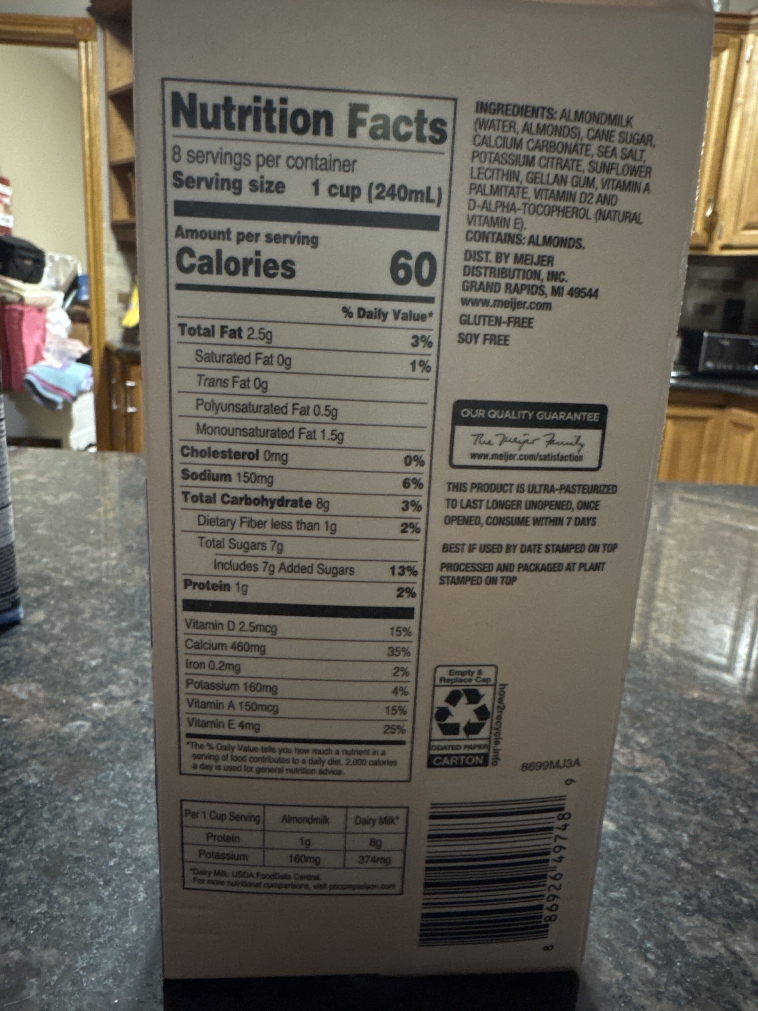 Meijer Almondmilk, Original packshot