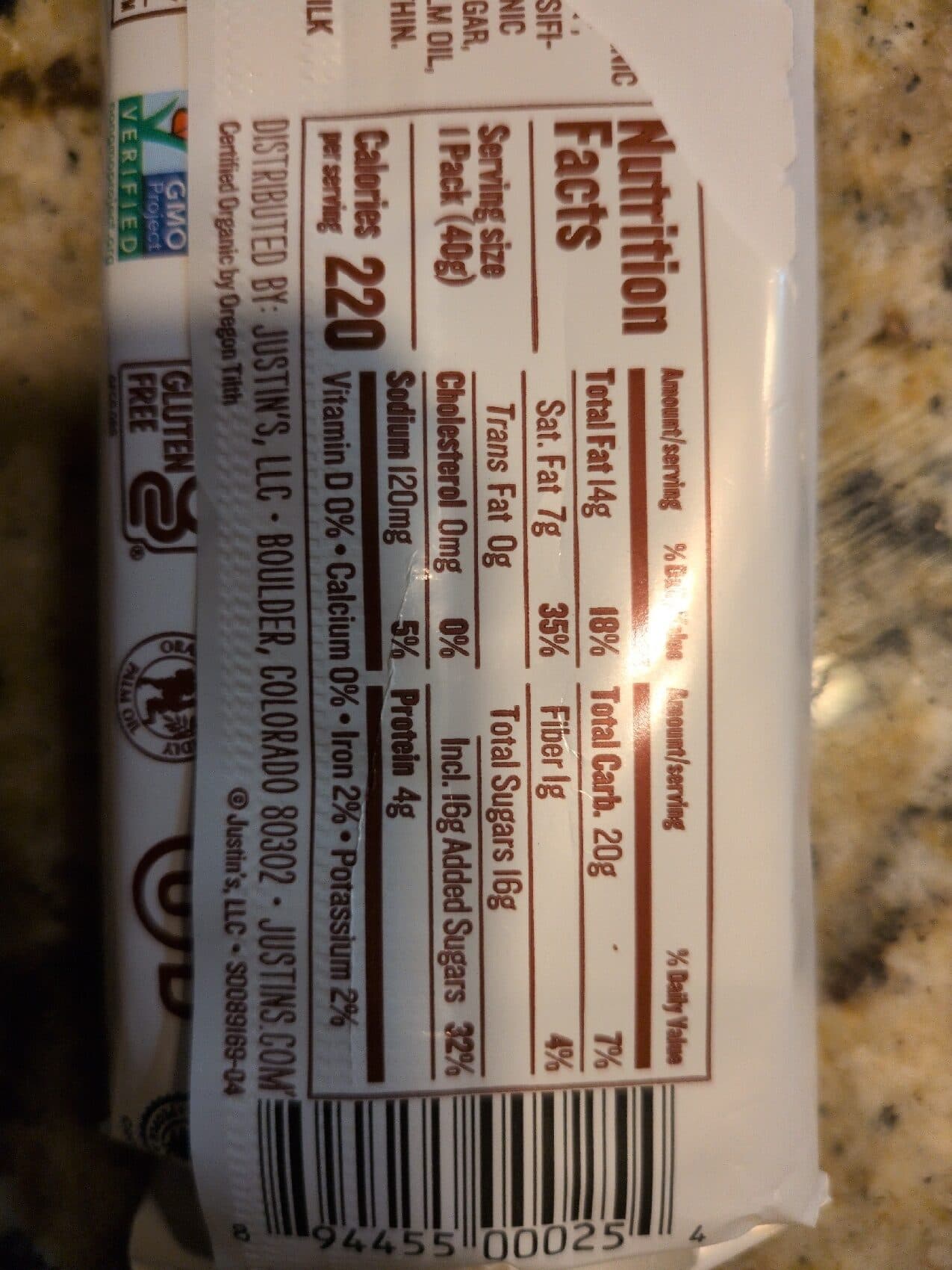 Justin's Dark Chocolate Peanut Butter Cups packshot