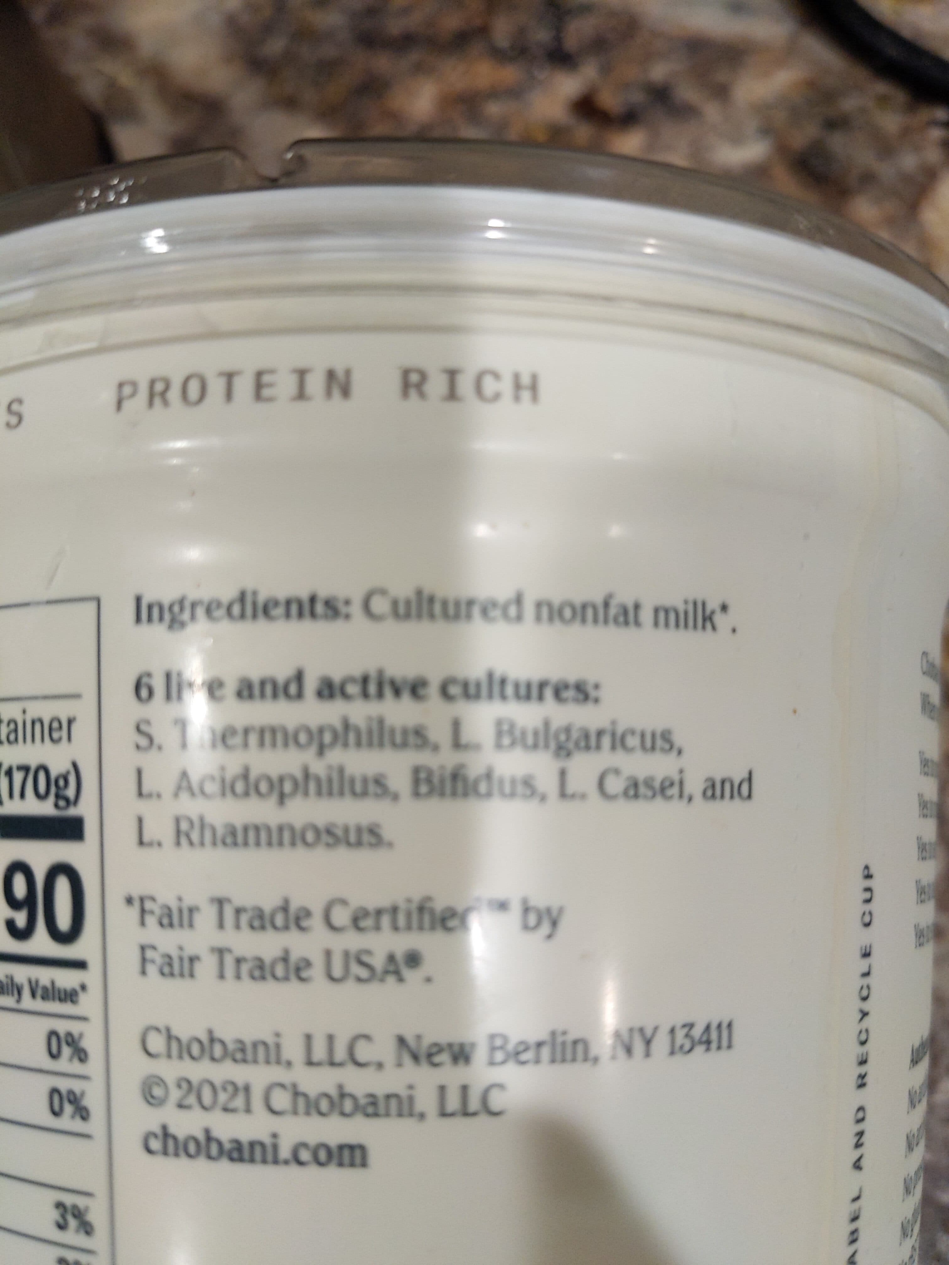 Chobani Greek Yogurt Nonfat Plain packshot