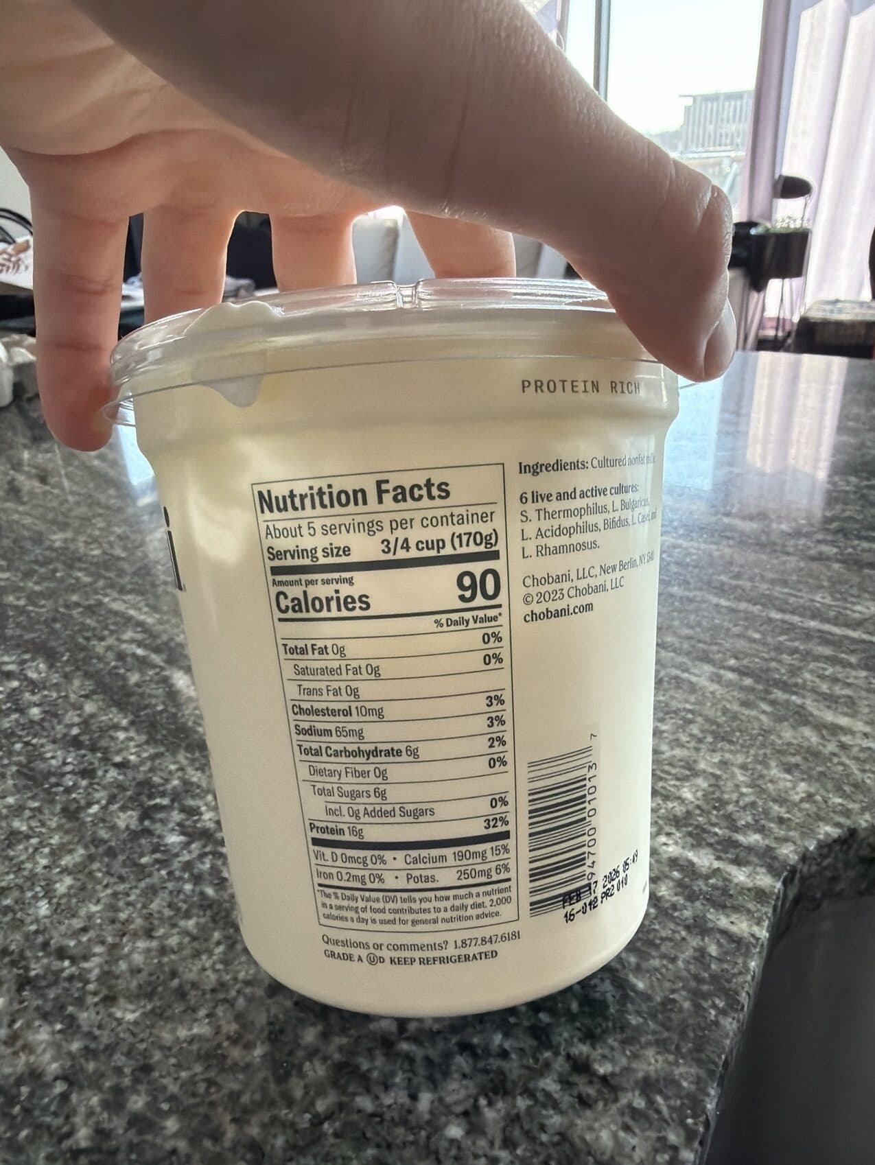 Chobani Greek Yogurt Nonfat Plain packshot