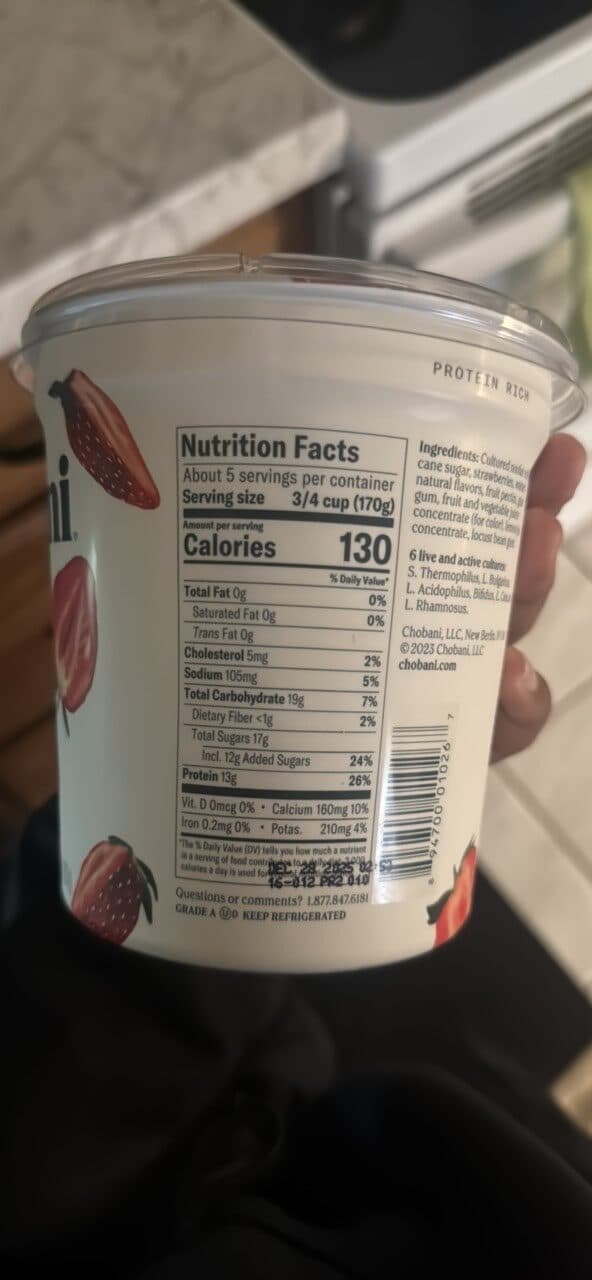 Chobani Greek Yogurt Strawberry Blended packshot