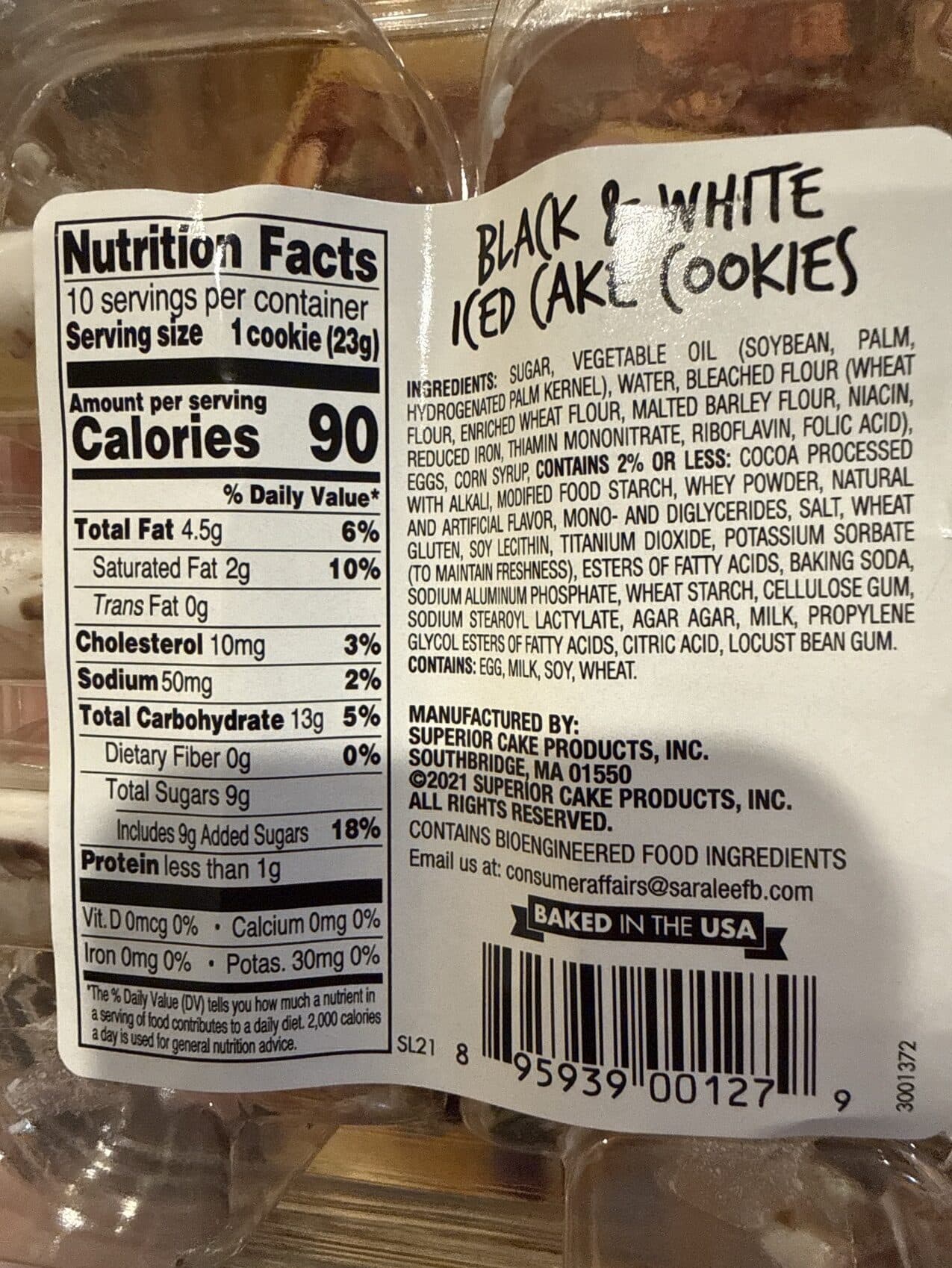 Superior On Main Black & White Cookies packshot